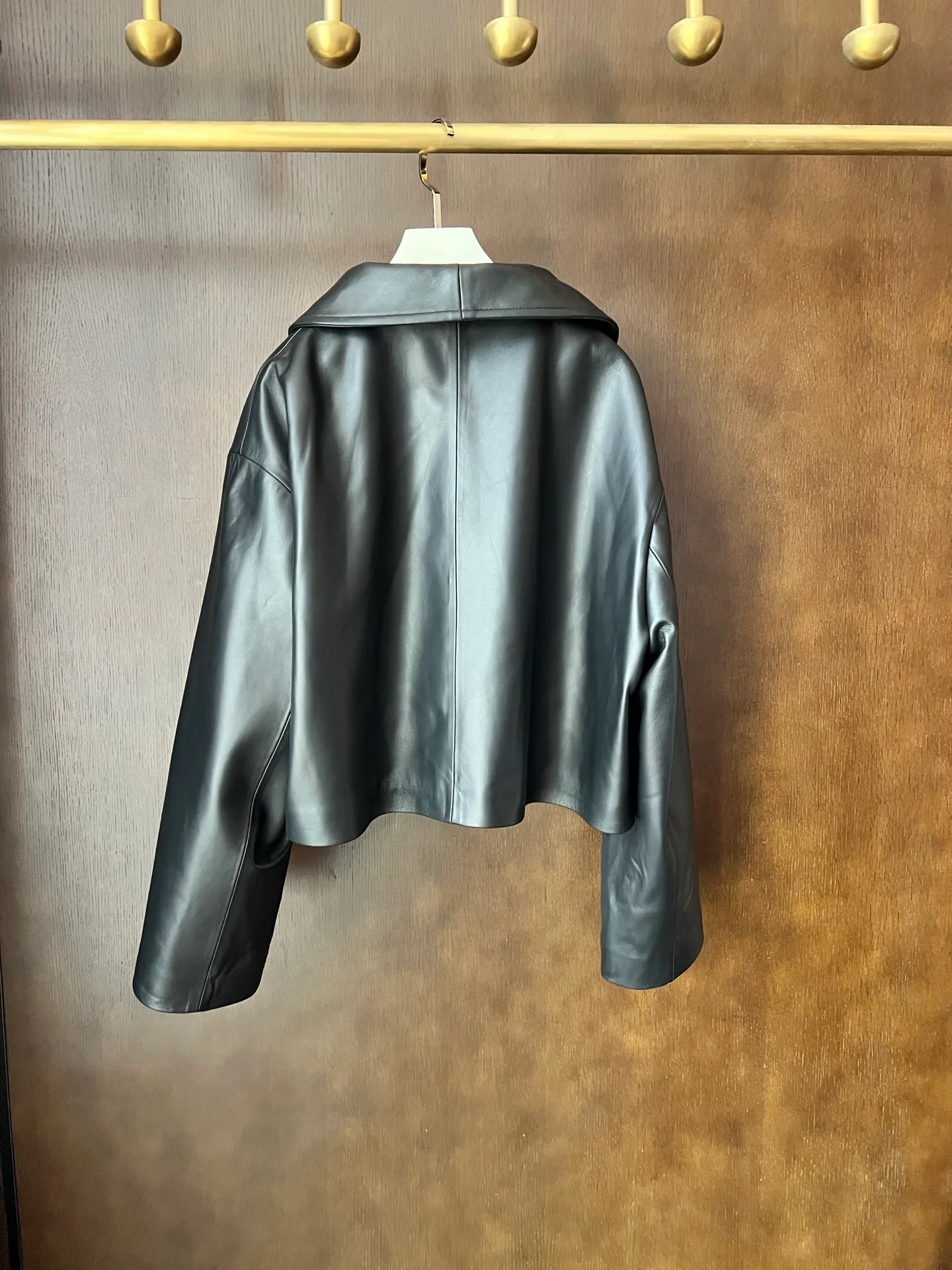 Кожаные Куртки И Дублёнки Женские Loewe 9101688