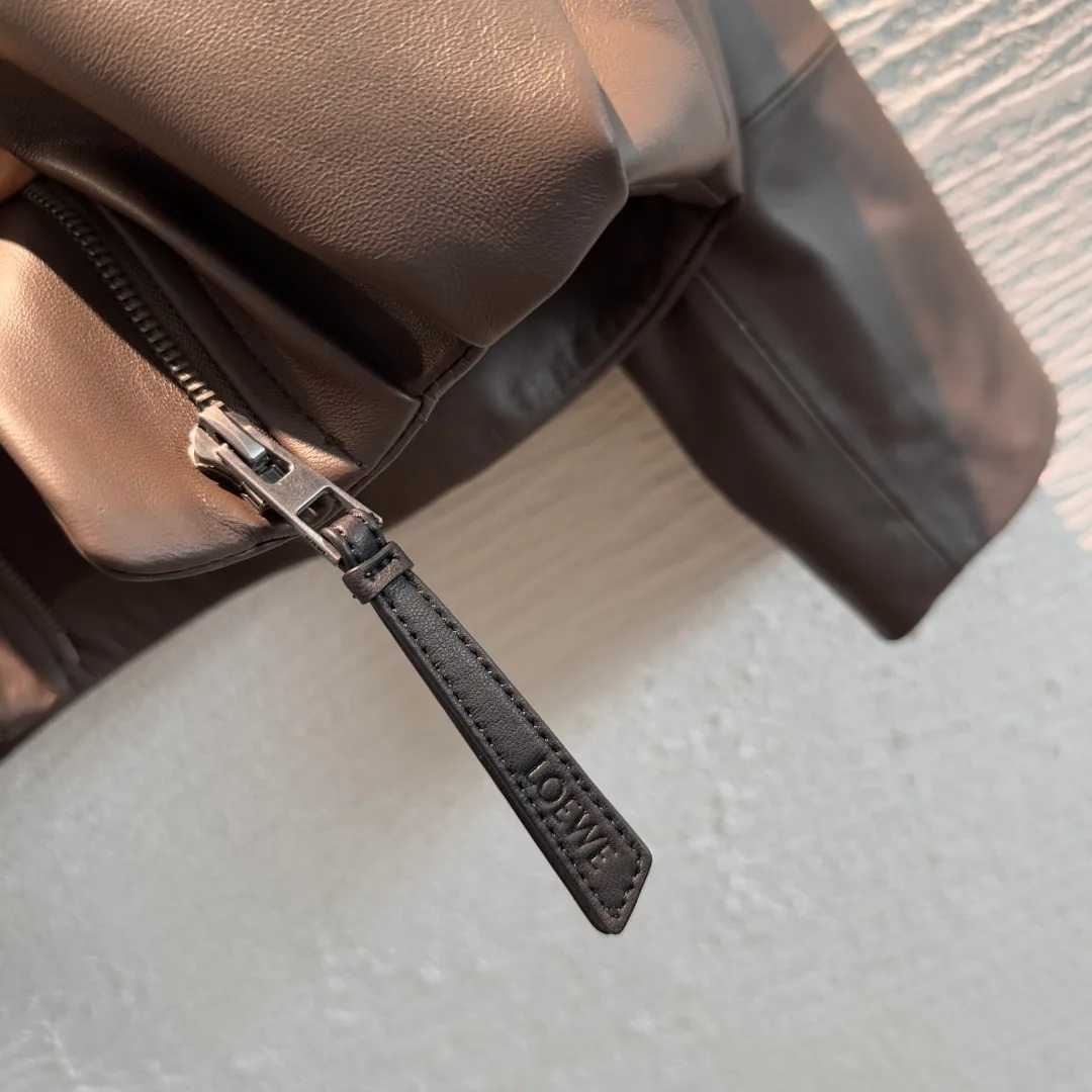 Кожаные Куртки И Дублёнки Женские Loewe 17474189