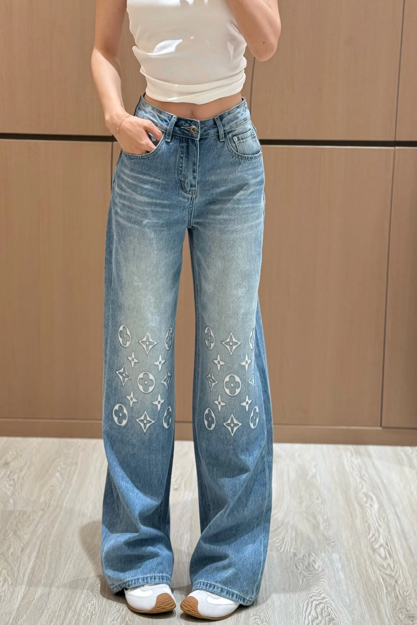 Джинсы Женские Louis Vuitton 34141