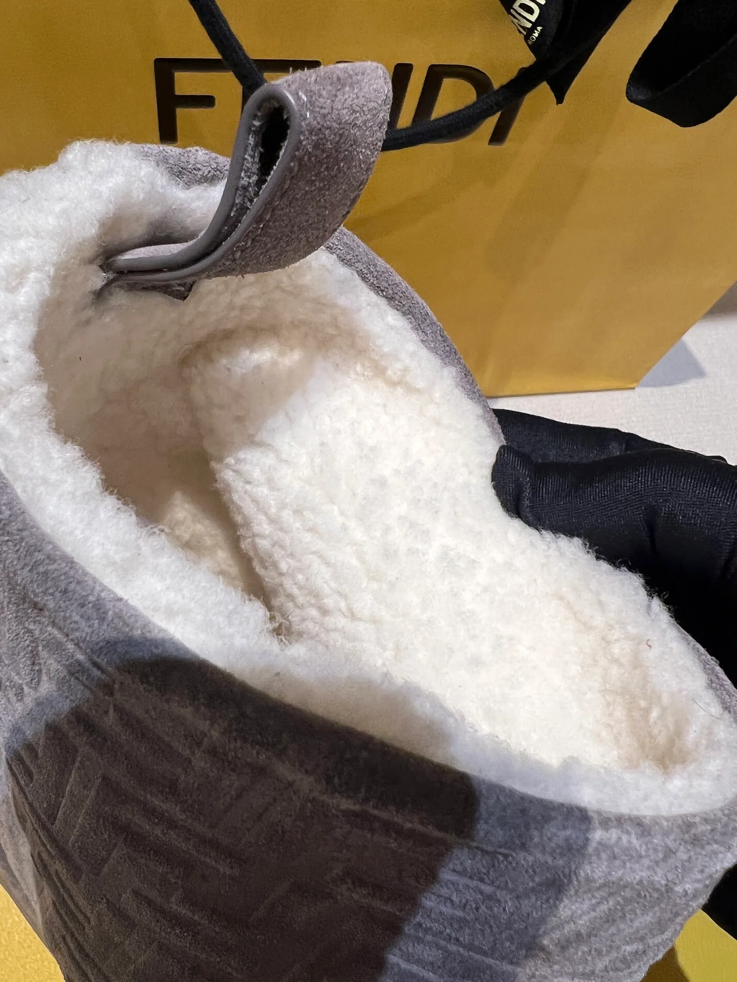 Угги Женские Fendi 3281839