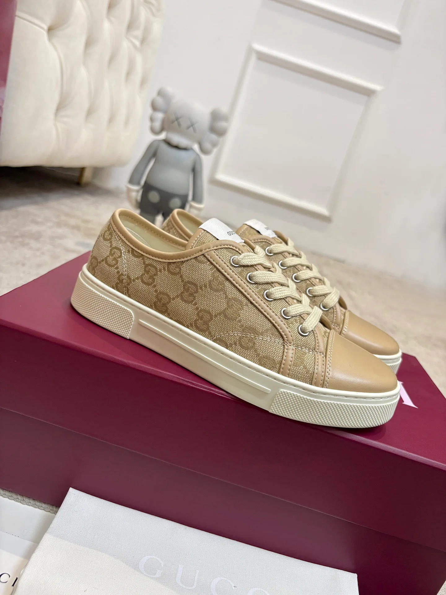 Кроссовки Женские Gucci 18901594