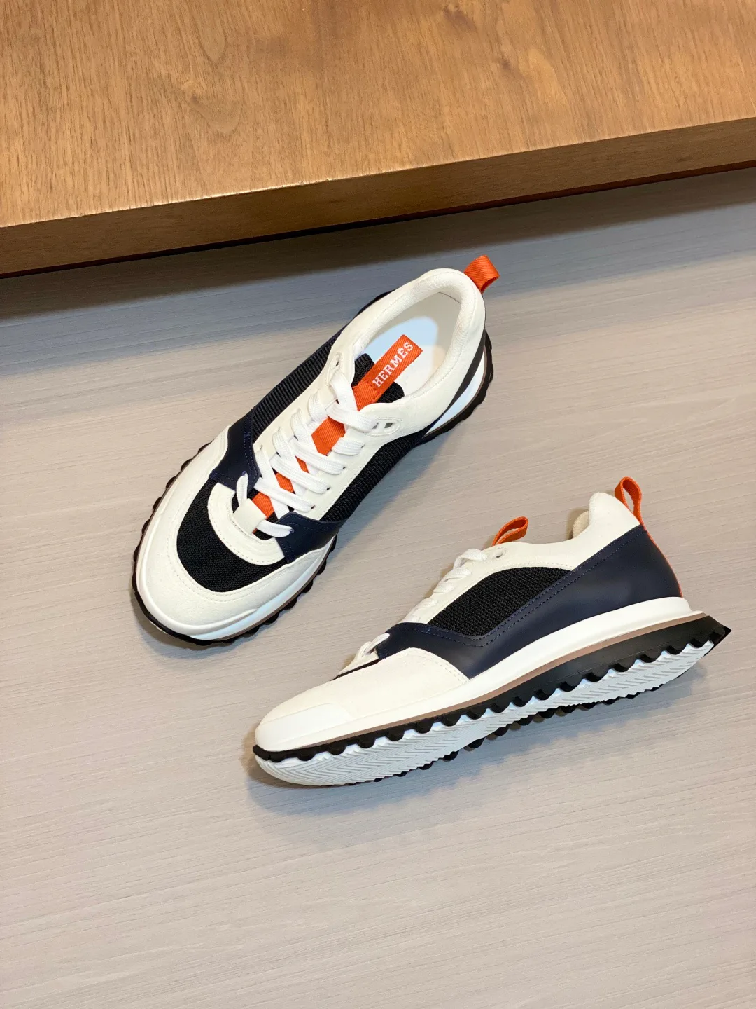 Кроссовки Мужские Hermes 18055263