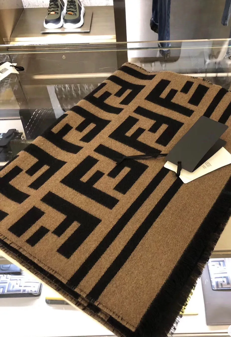 Шарфы Fendi 136861