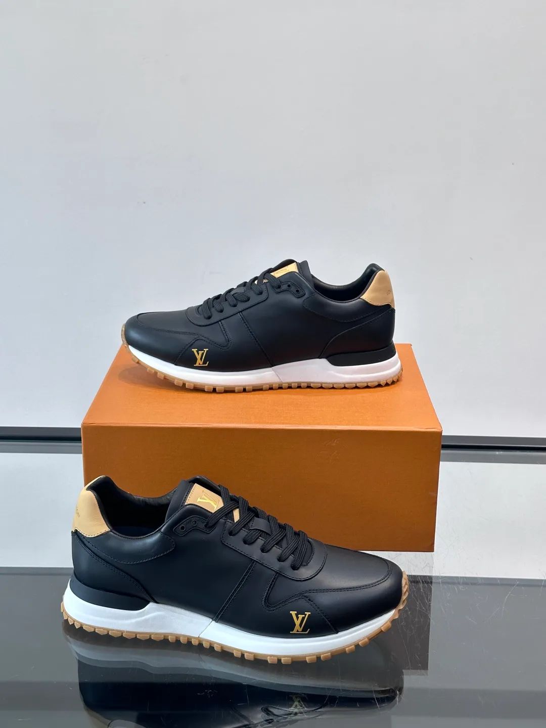 Кроссовки Мужские Louis Vuitton 916296