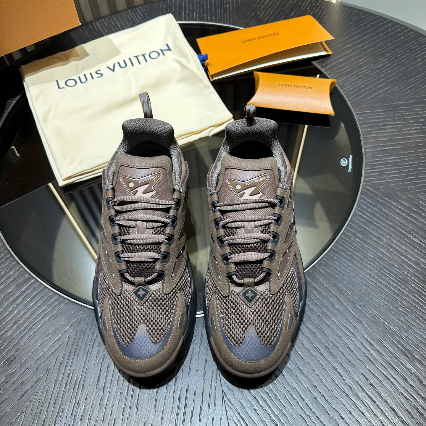 Кроссовки Мужские Louis Vuitton 11483744