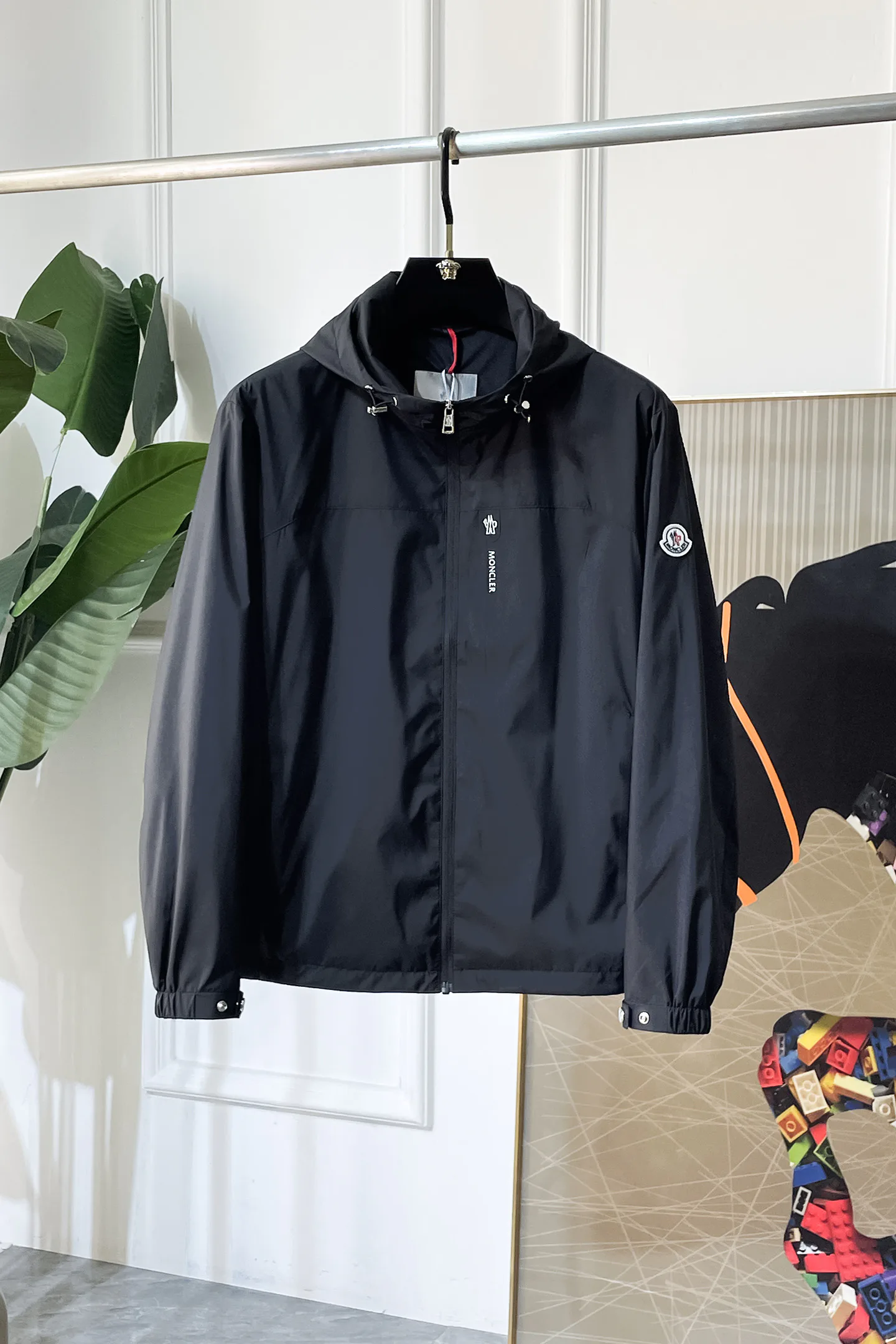 Куртки И Пуховики Мужские Moncler 11222585