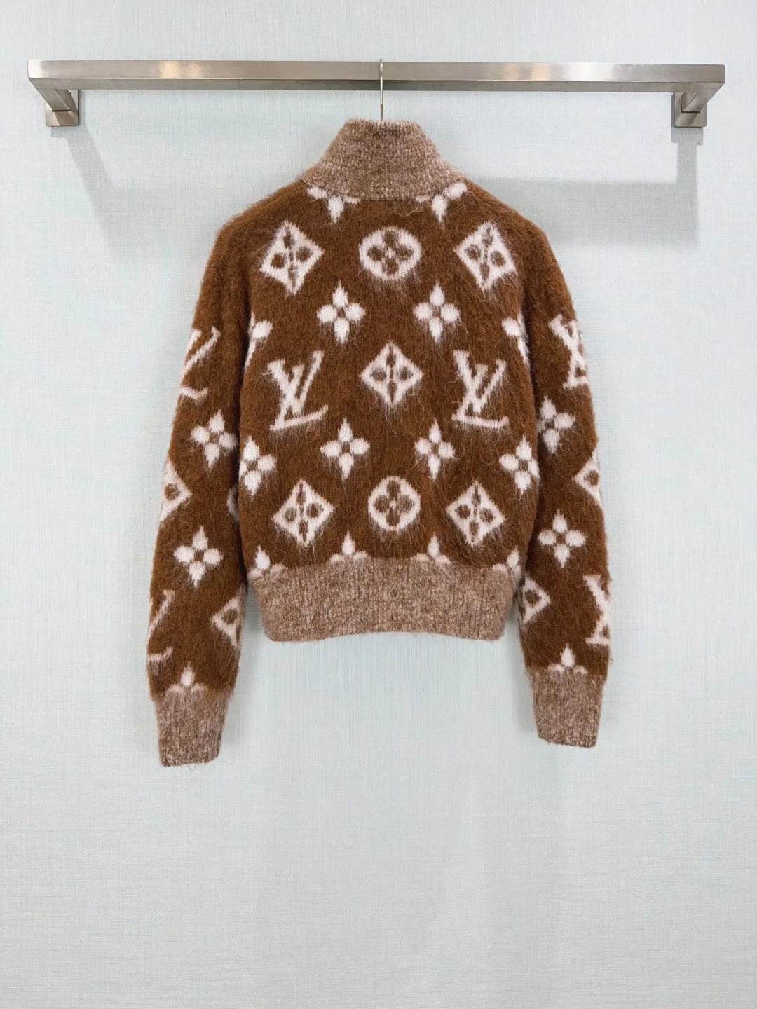 Куртки И Пуховики Женские Louis Vuitton 18758195