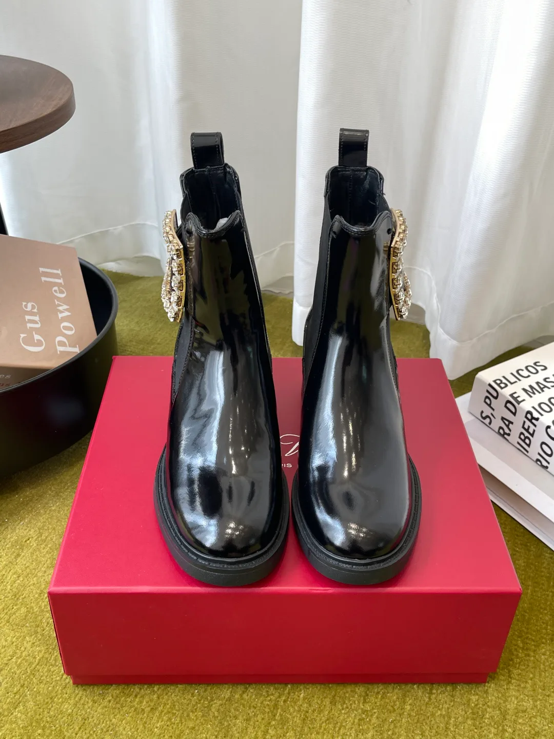 Ботинки Женские Roger Vivier 19578477