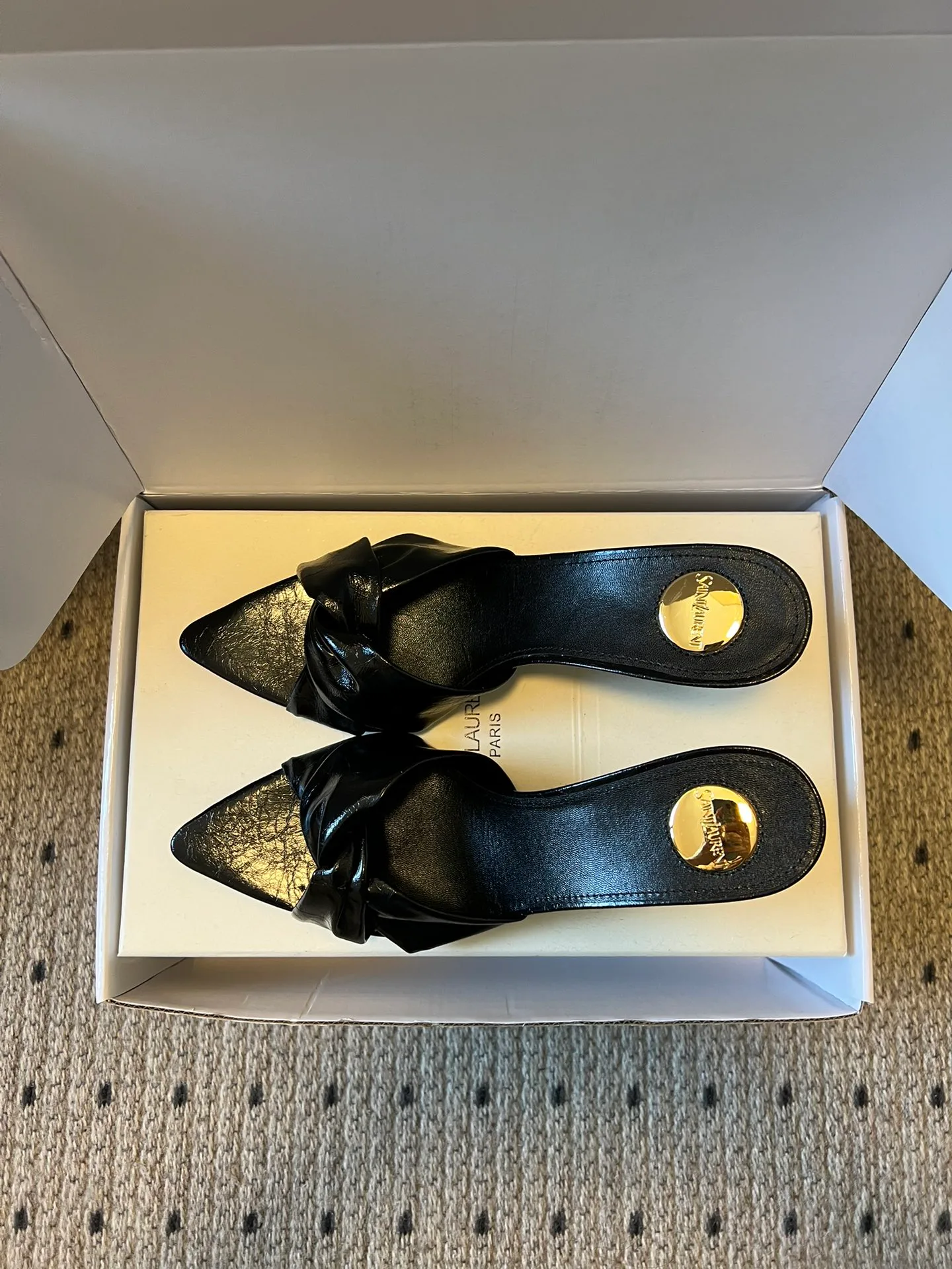 Босоножки Женские Saint Laurent 10835411