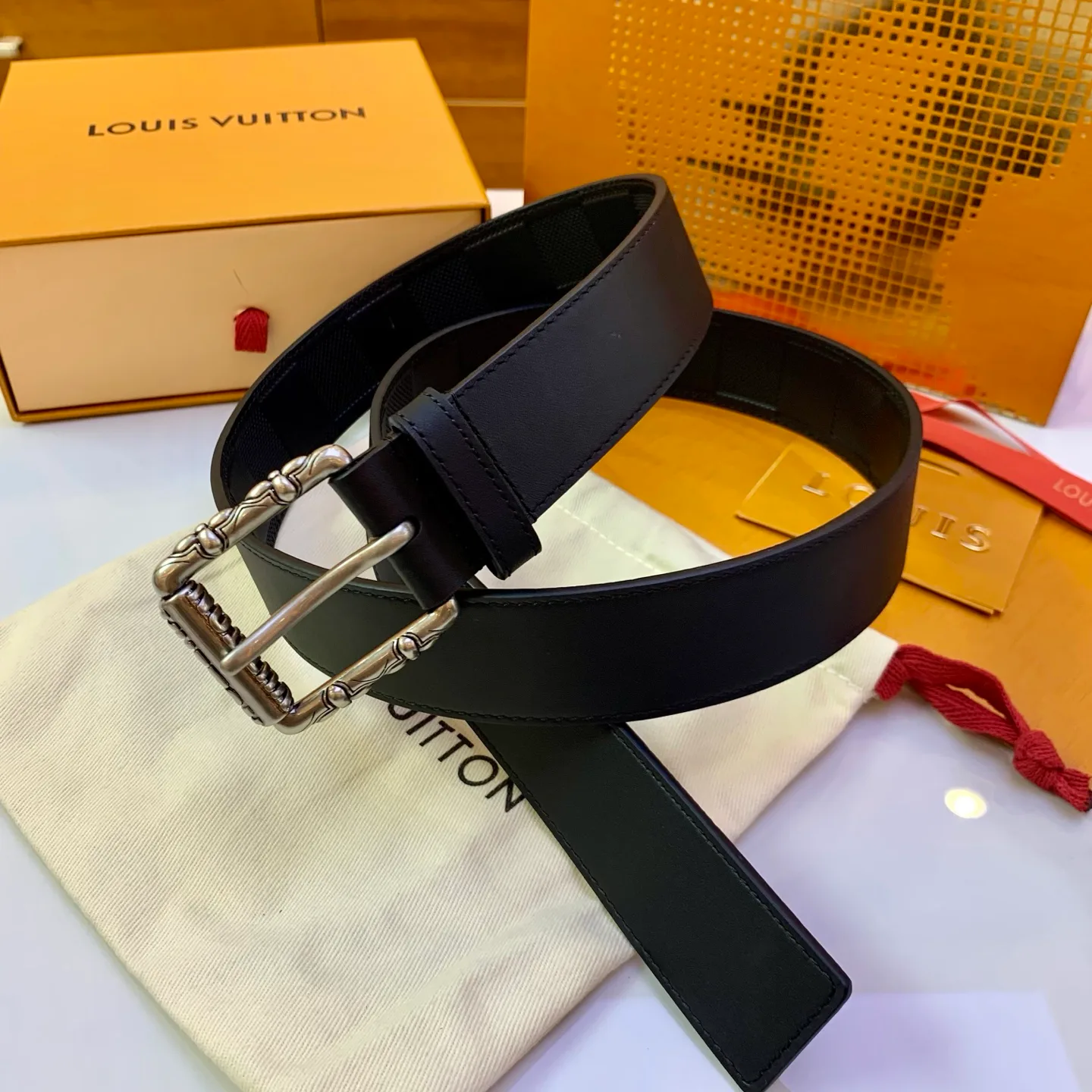 Ремни Louis Vuitton 17638913