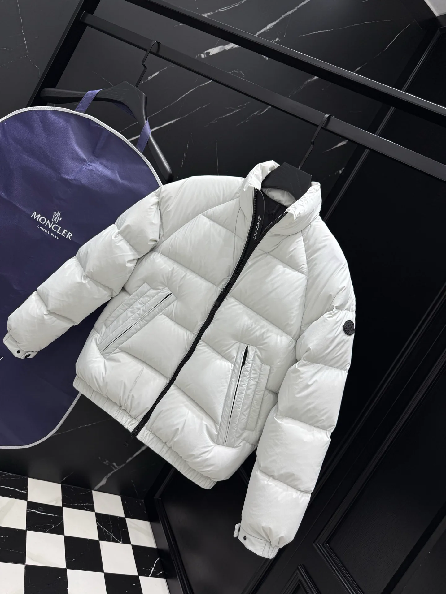 Куртки И Пуховики Мужские Moncler 566455