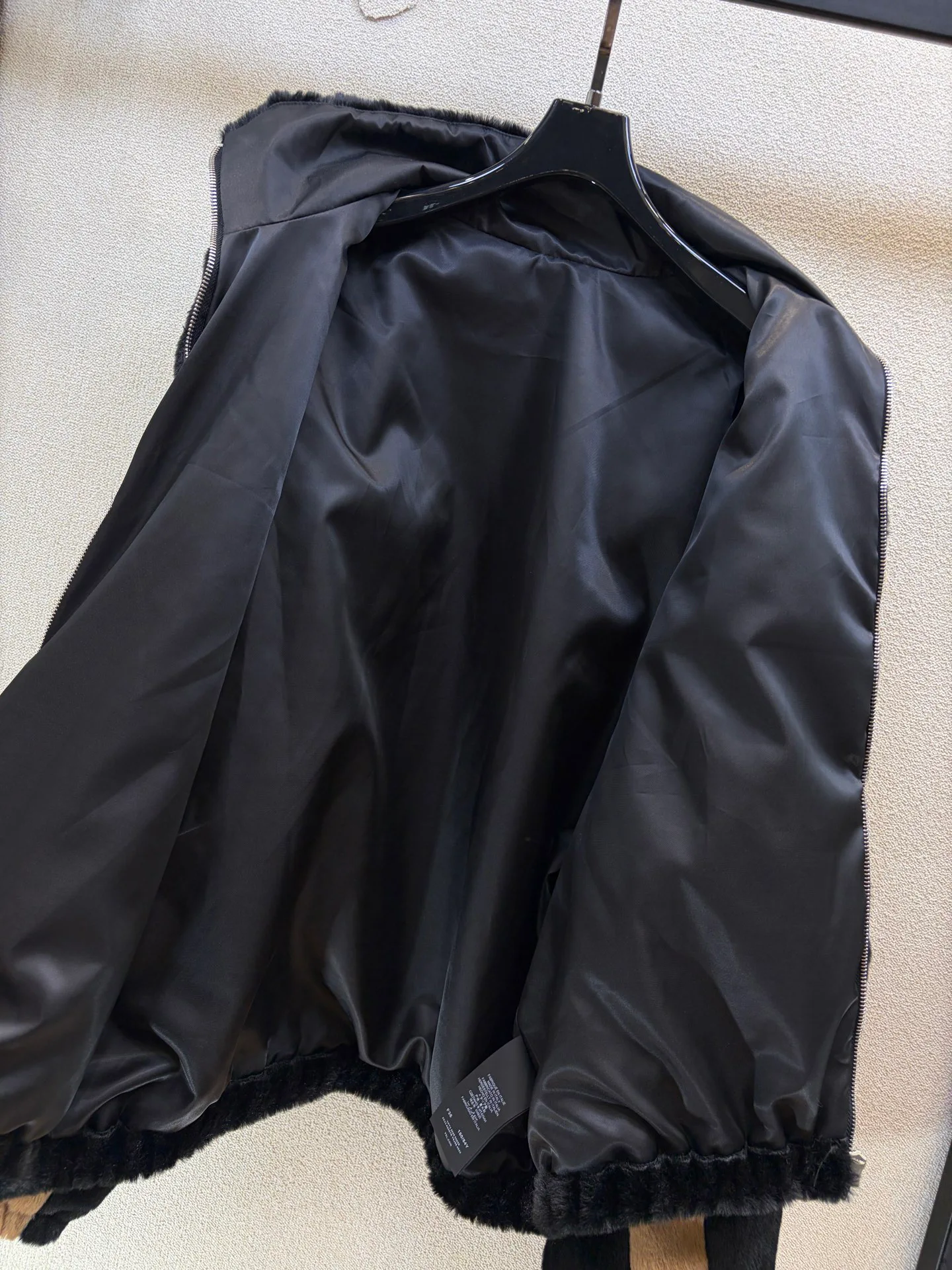 Куртки И Пуховики Женские Saint Laurent 18605893
