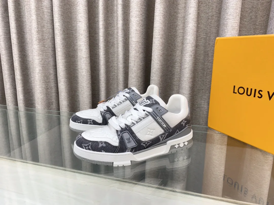 Кроссовки Женские Louis Vuitton 6726