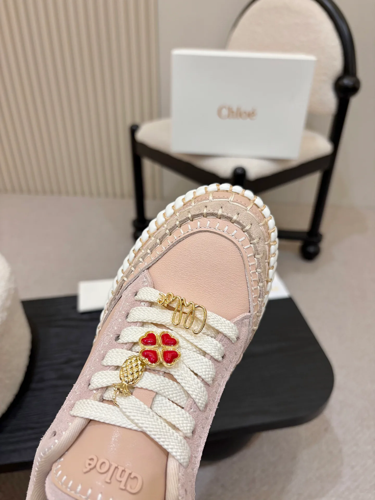 Кроссовки Женские Chloe 19367983