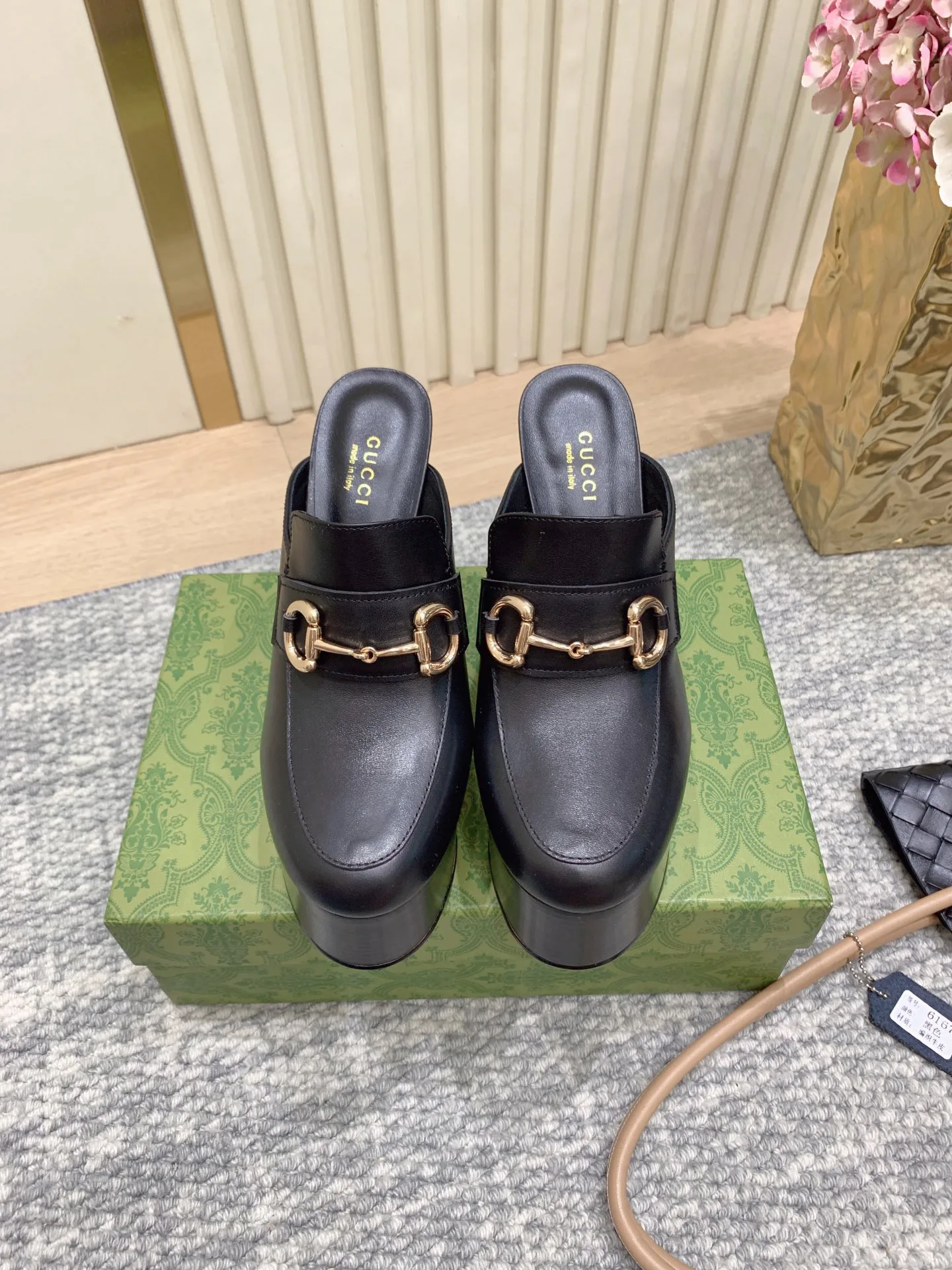 Туфли Женские Gucci 689967