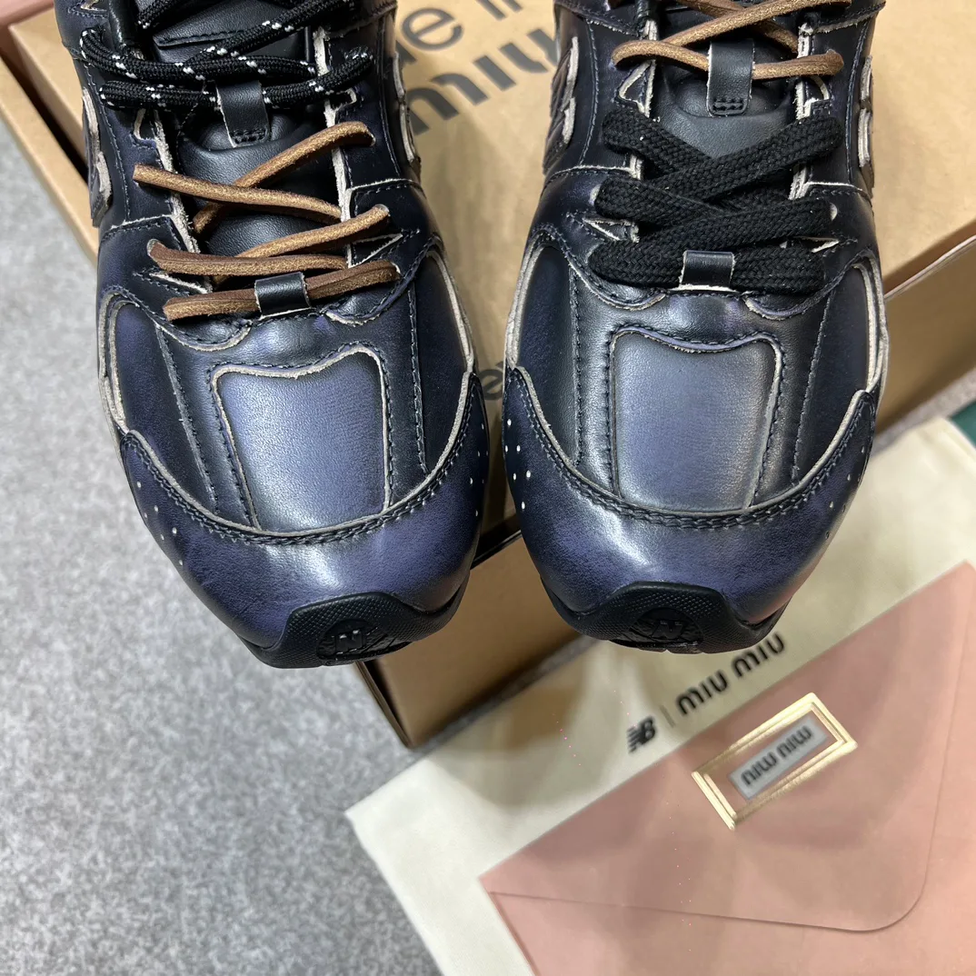 Кроссовки Женские Miu Miu 1535077