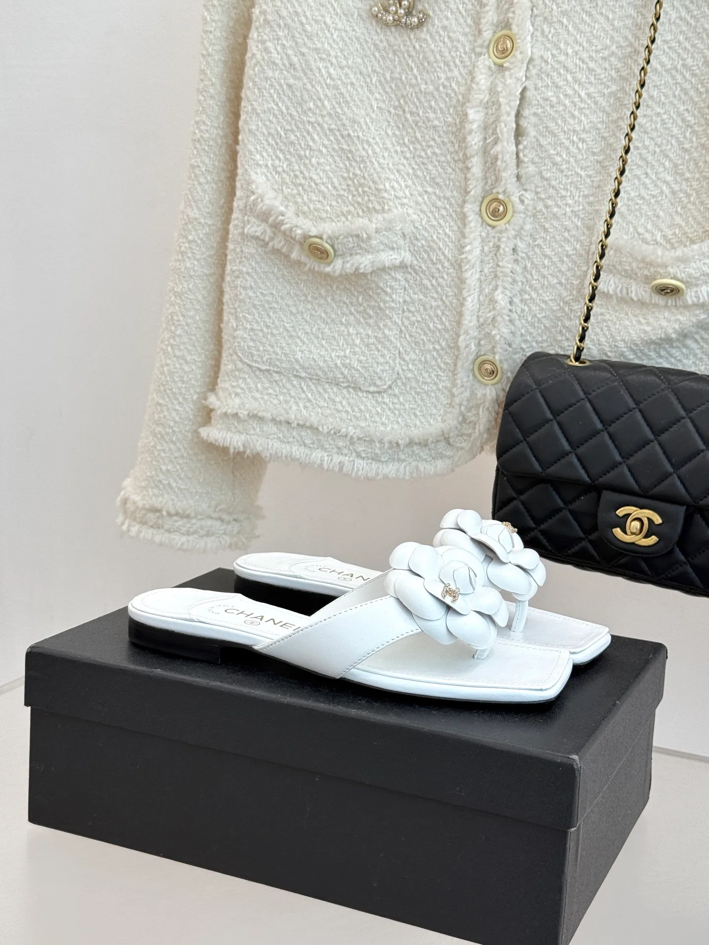 Шлепанцы Женские Chanel 13151666