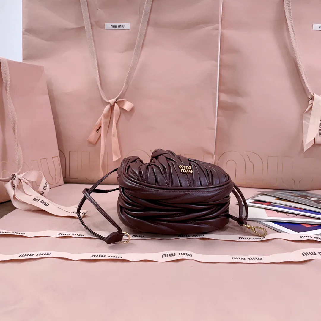 Клатчи Женские Miu Miu 1253917