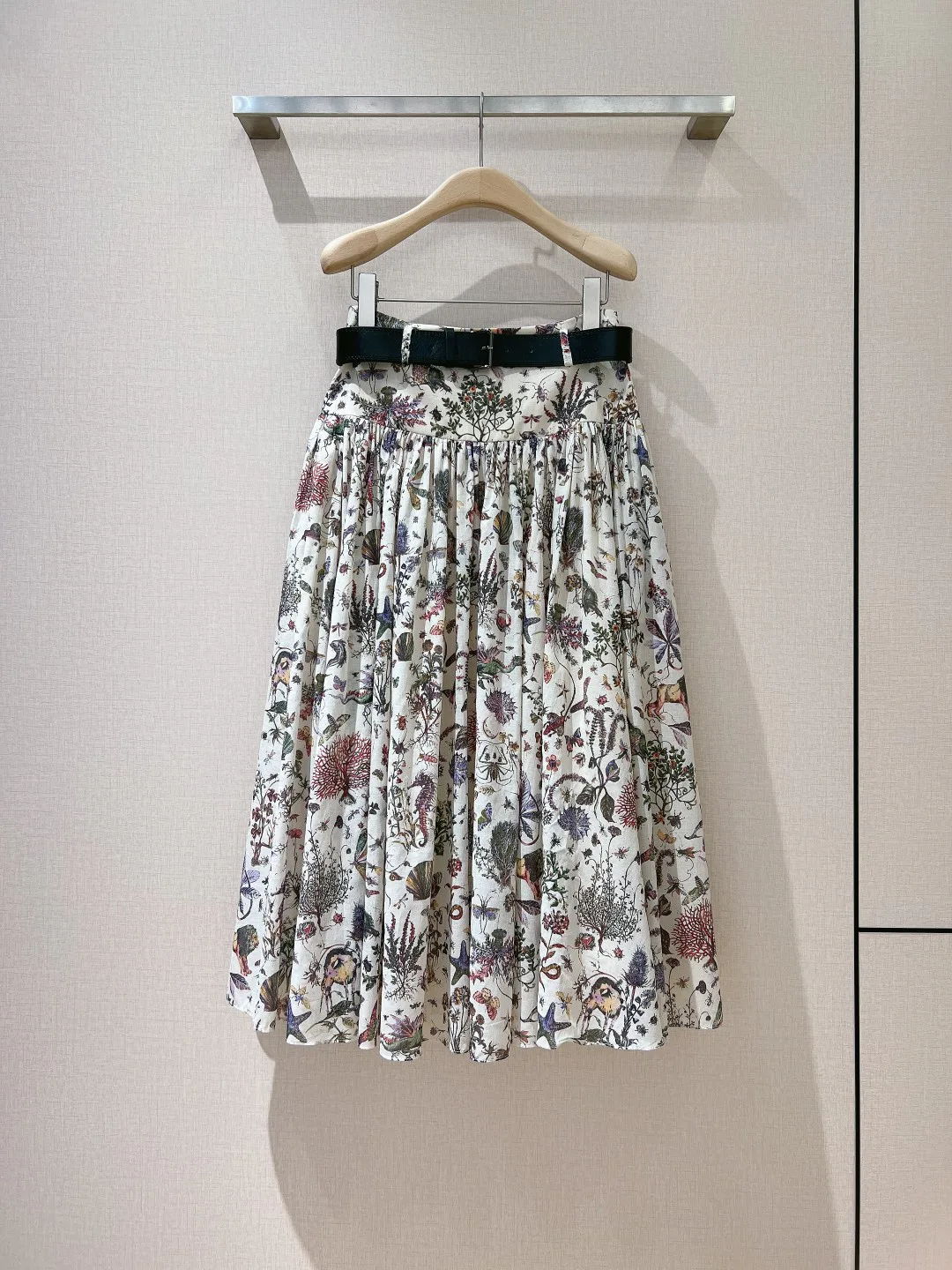 Юбки Женские Christian Dior 17290309