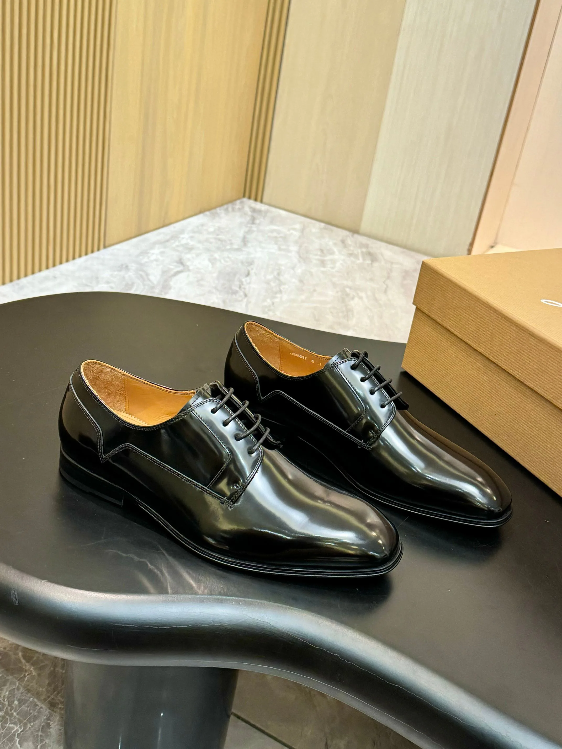 Лоферы И Туфли Мужские Christian Louboutin 18117241