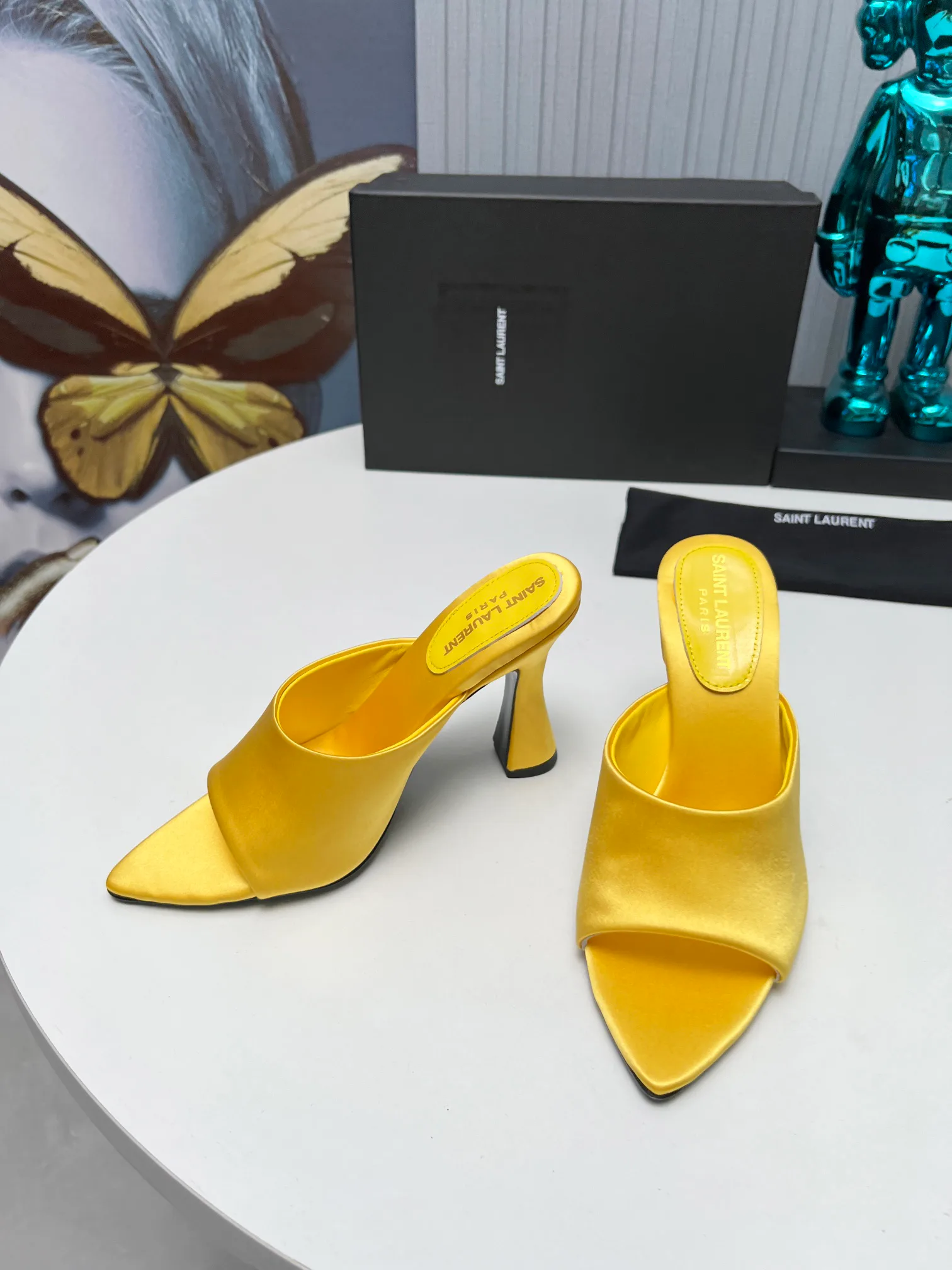 Босоножки Женские Saint Laurent 7184876