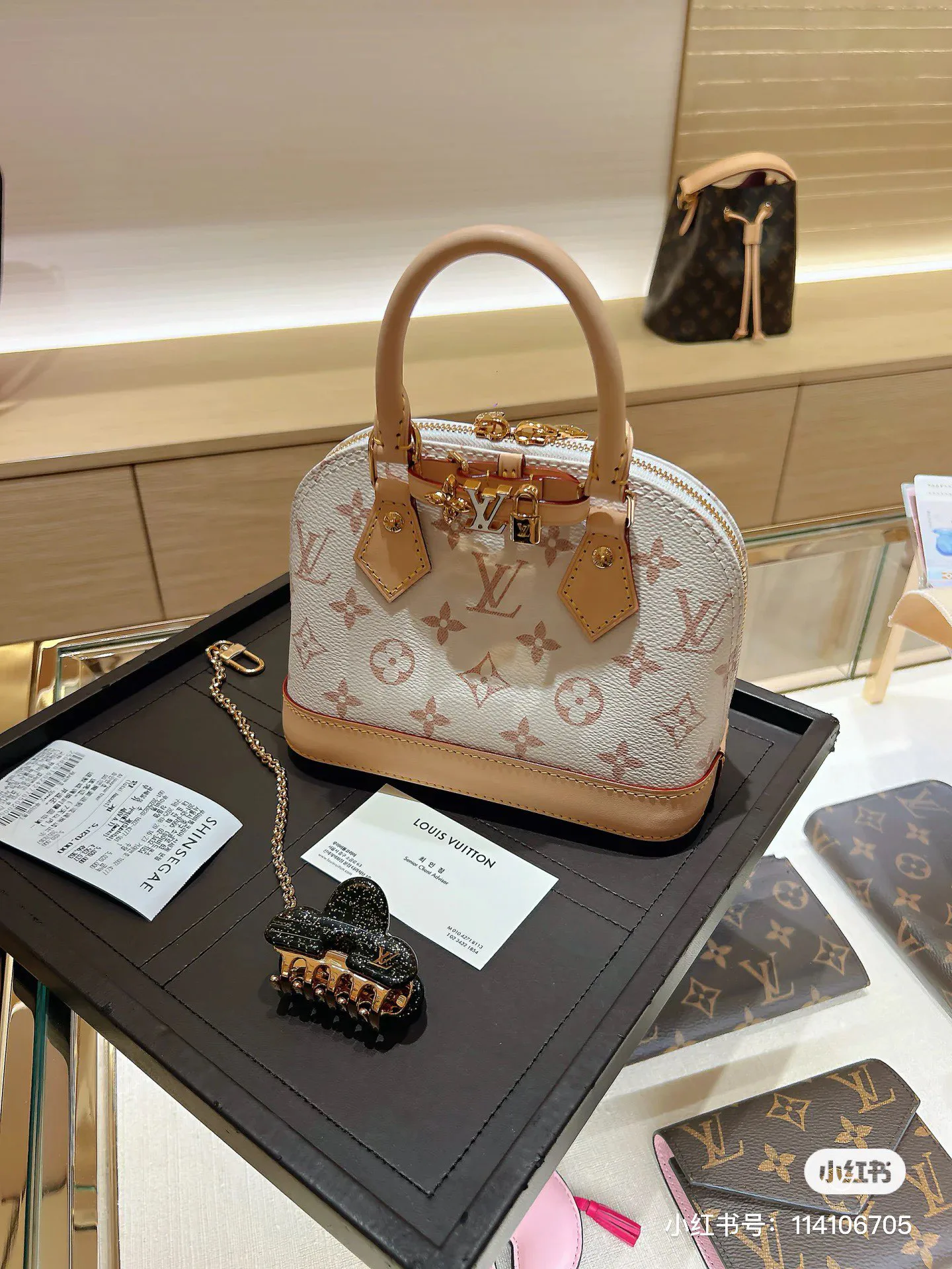 Головные Уборы Louis Vuitton 203923