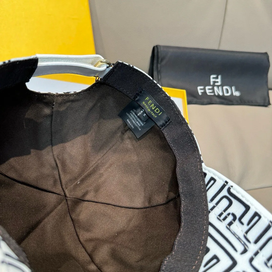 Головные Уборы Fendi 1701197