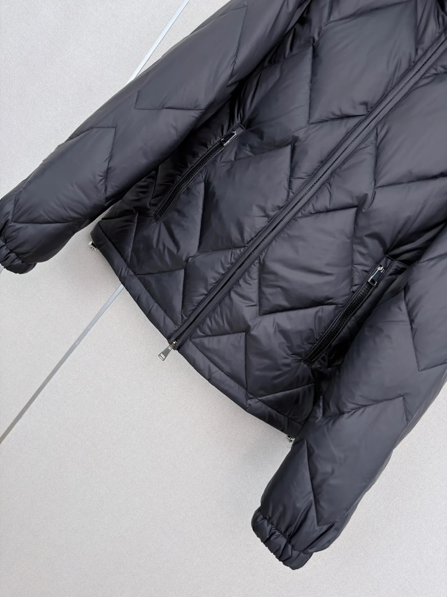 Куртки И Пуховики Женские Moncler 18877923