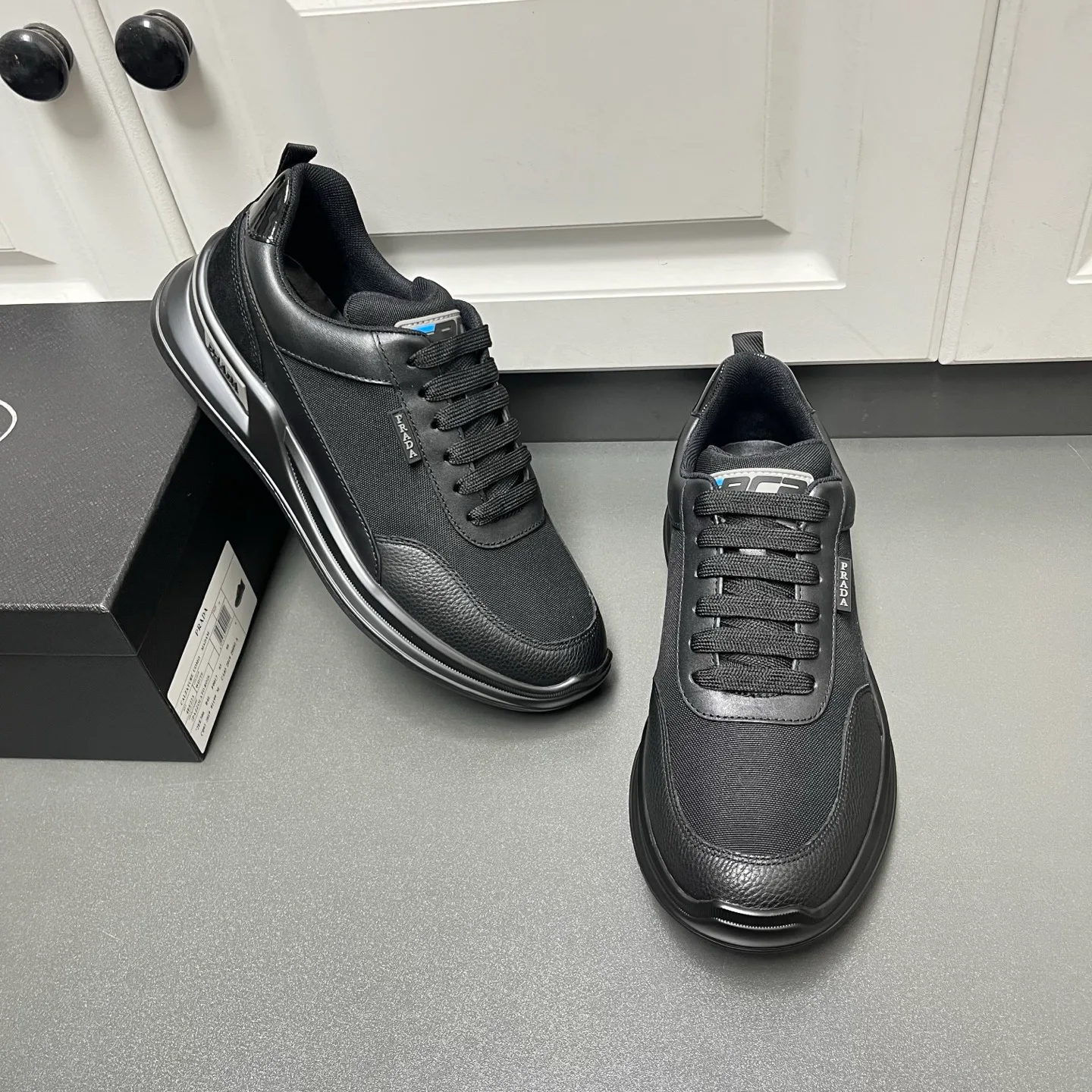 Кроссовки Мужские Prada 13569569