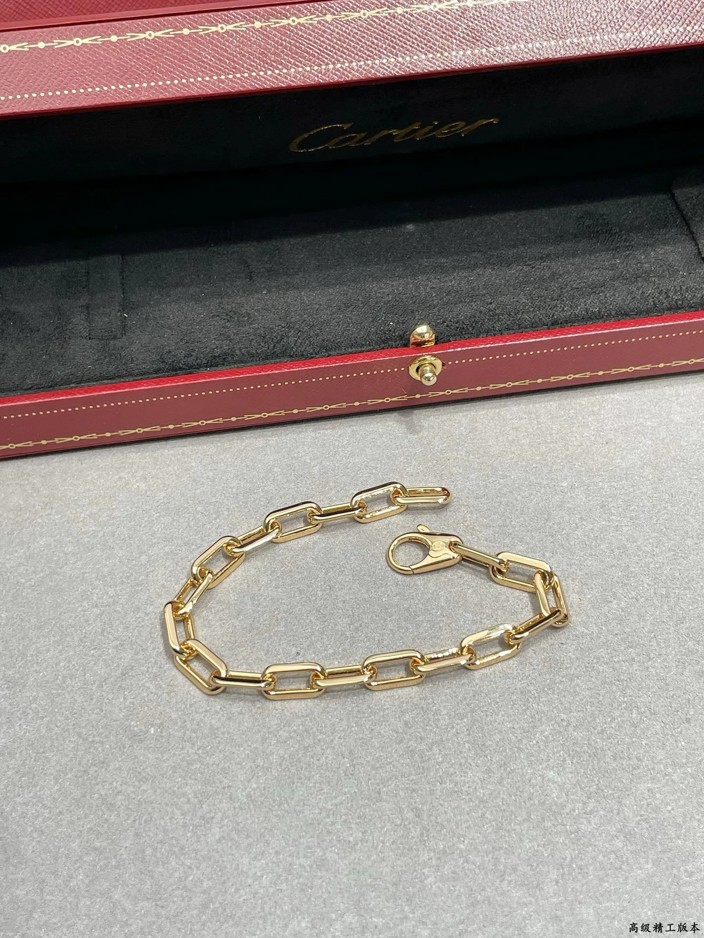 Бижутерия Cartier 372319