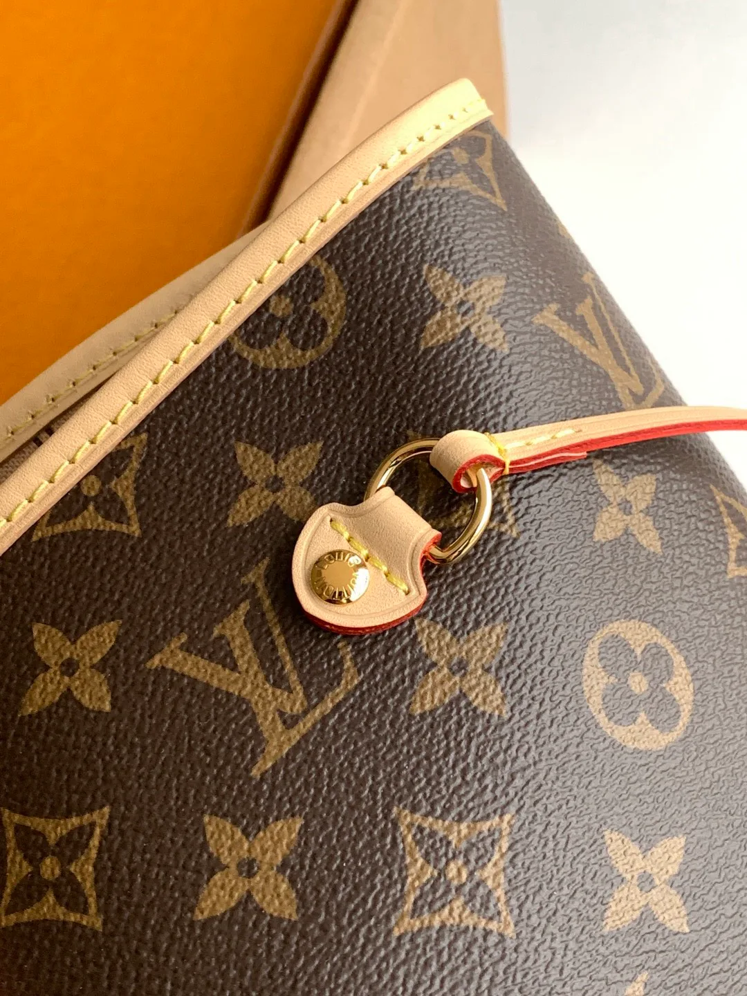 Классические Сумки Женские Louis Vuitton 17844889
