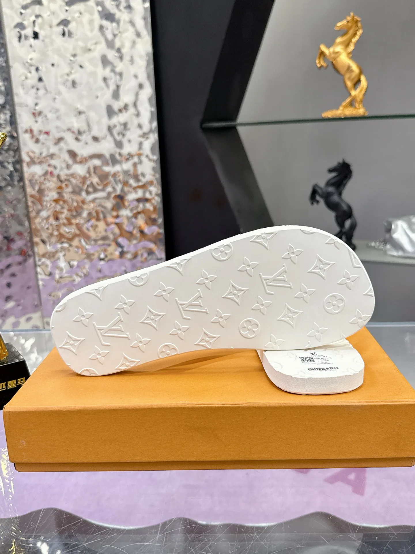 Шлепанцы Мужские Louis Vuitton 11674098