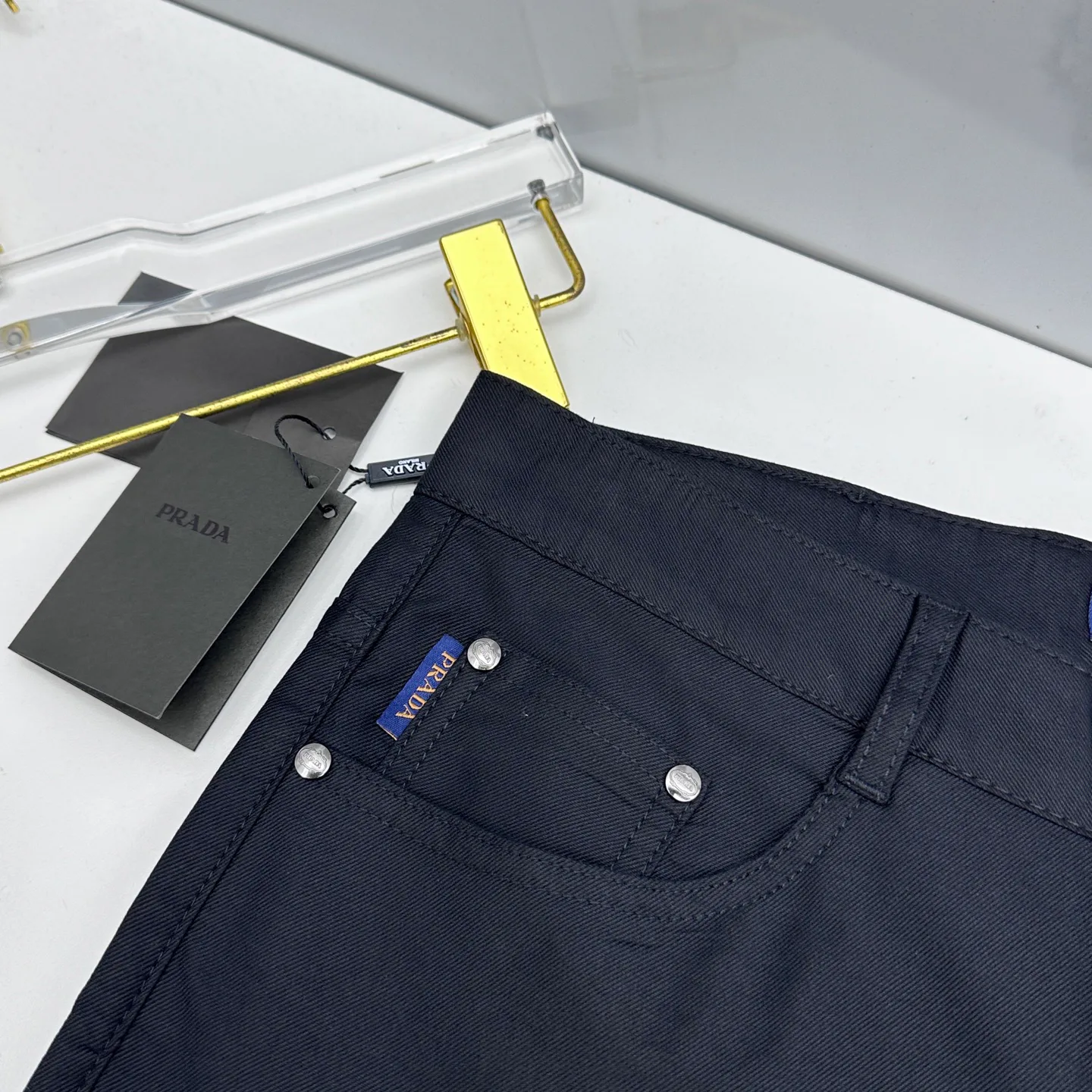 Брюки Мужские Prada 13118891