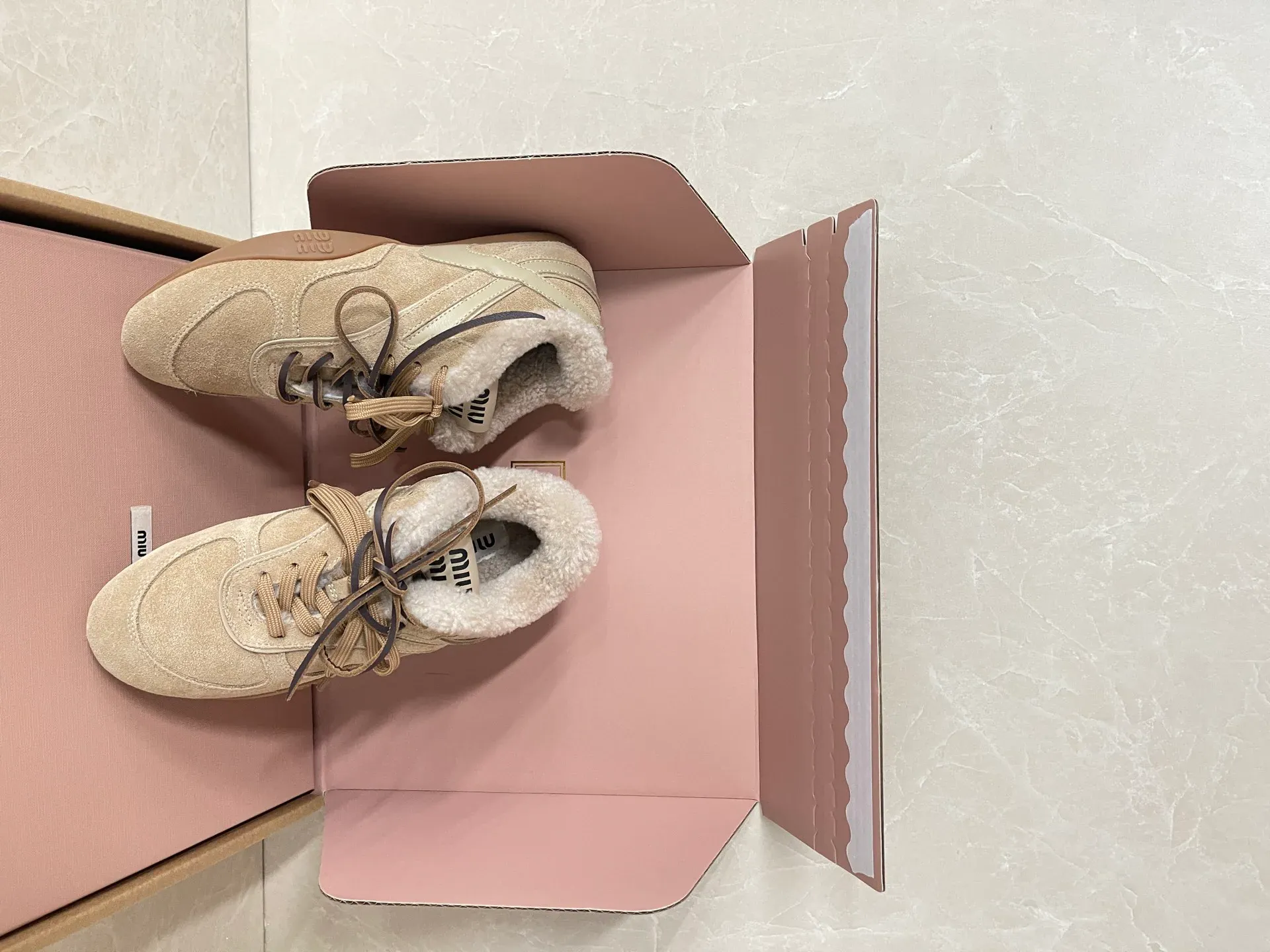 Кроссовки Женские Miu Miu 339299