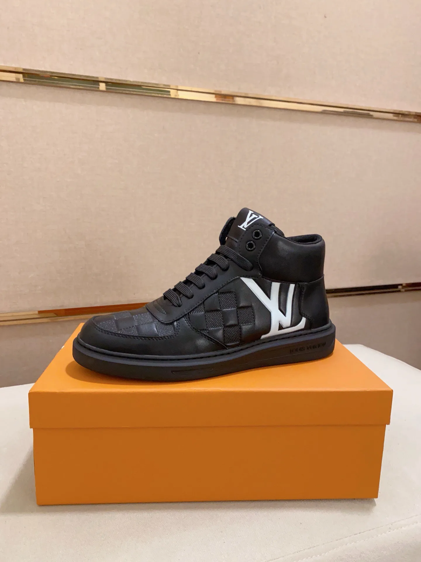 Кеды Мужские Louis Vuitton 1062370