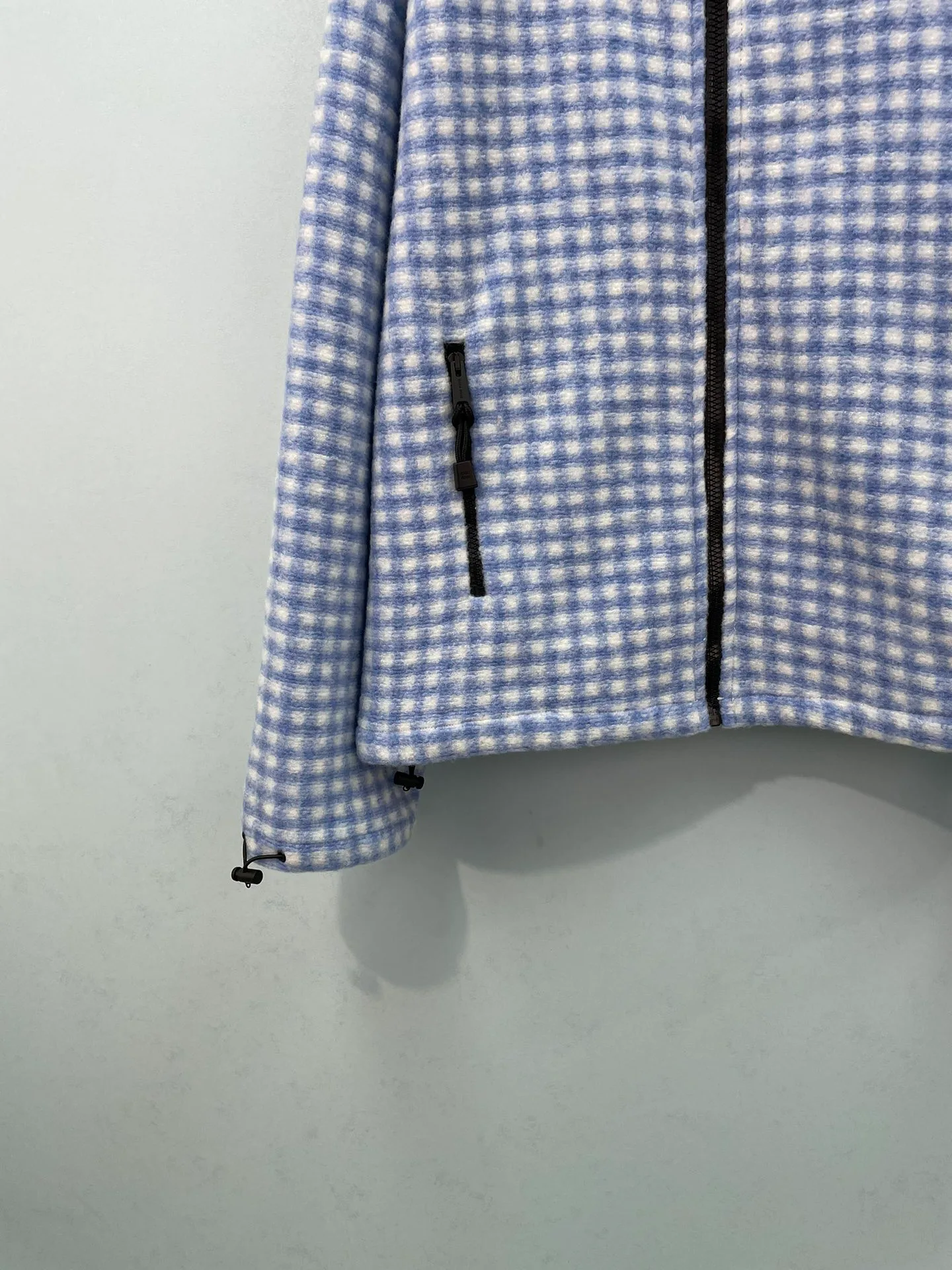 Куртки И Пуховики Женские Miu Miu 18843263