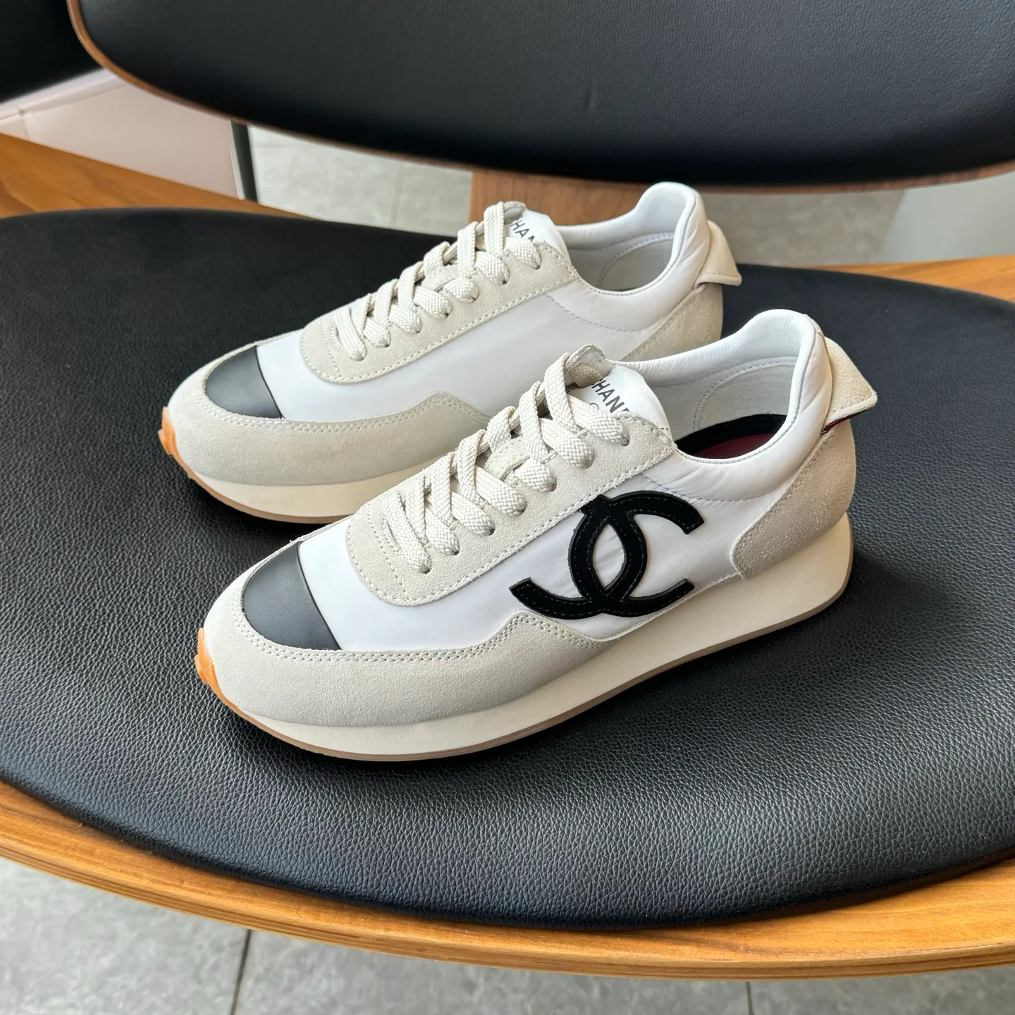 Кроссовки Женские Chanel 12629788