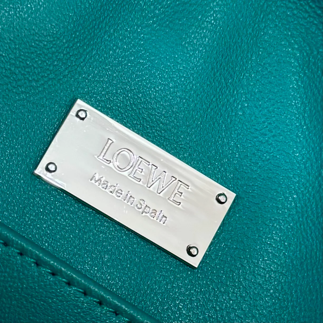 Классические Сумки Женские Loewe 11837640