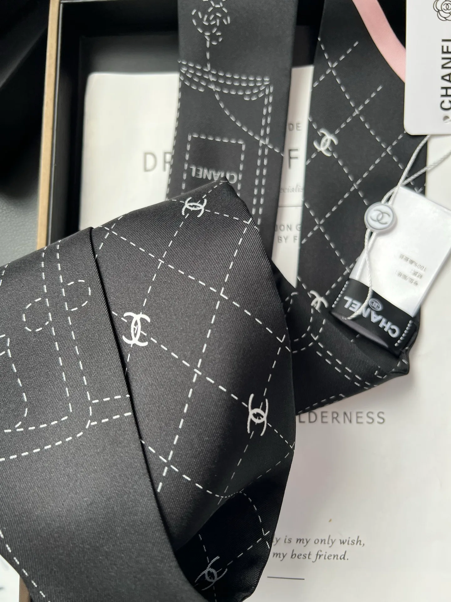 Платки Chanel 18675551