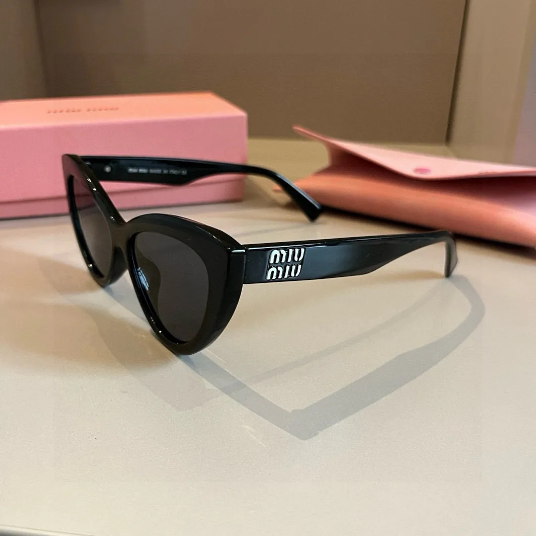 Очки Miu Miu 10842022