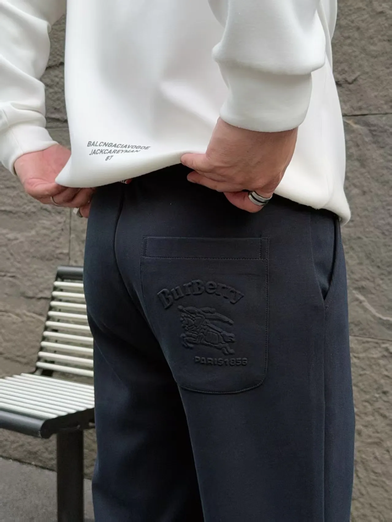 Брюки Женские Burberry 18178469