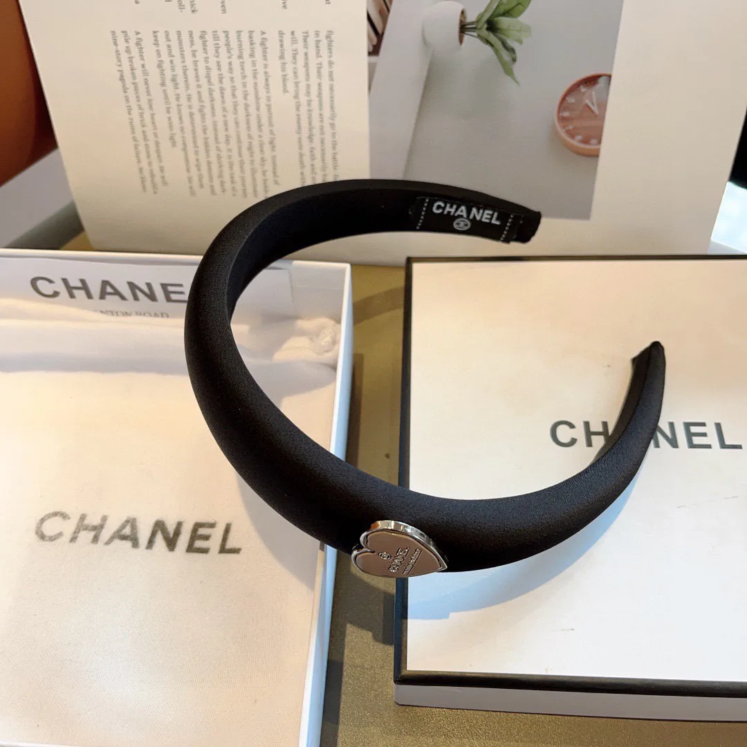 Головные Уборы Chanel 4715936