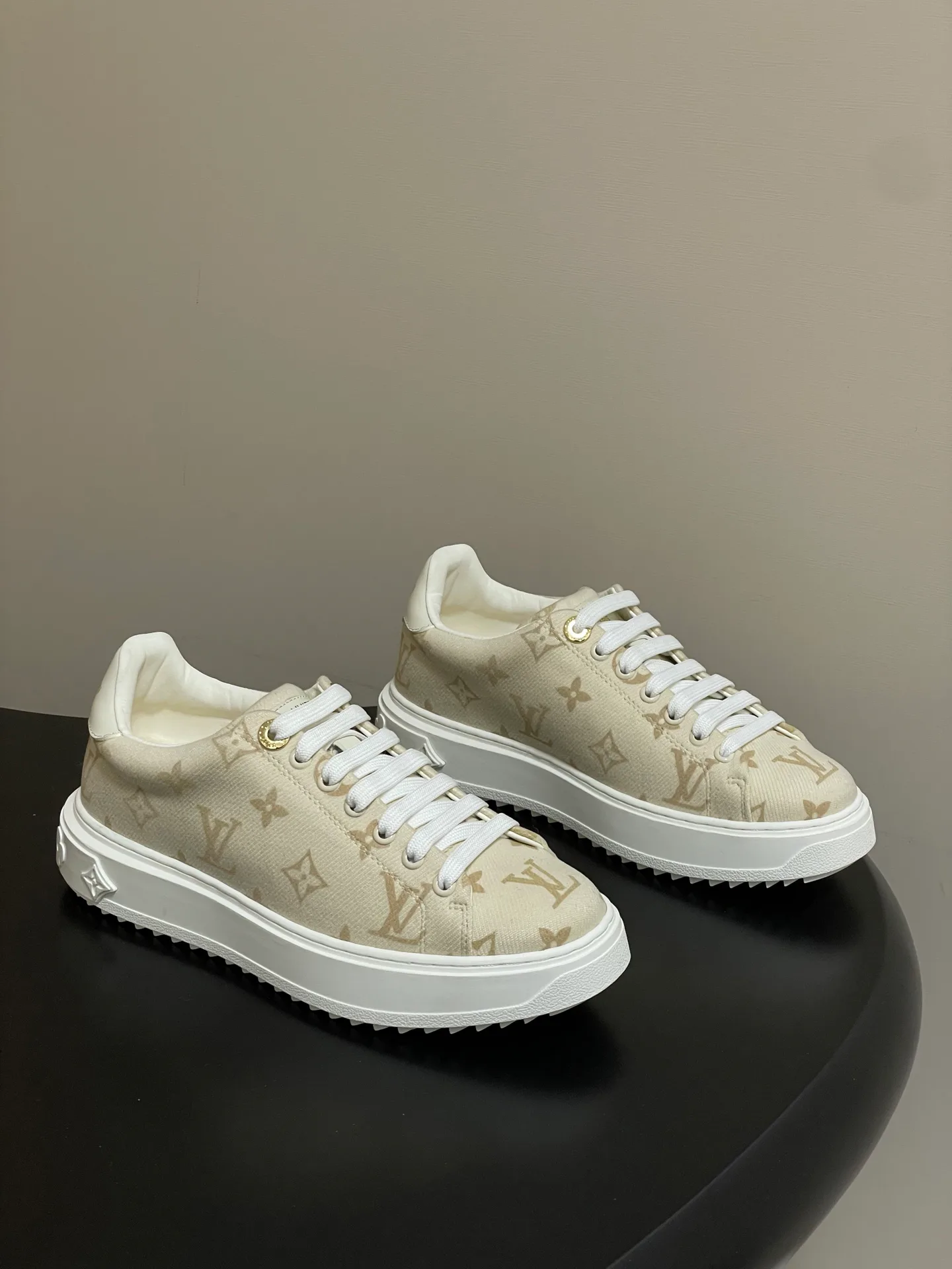 Кеды Женские Louis Vuitton 725557