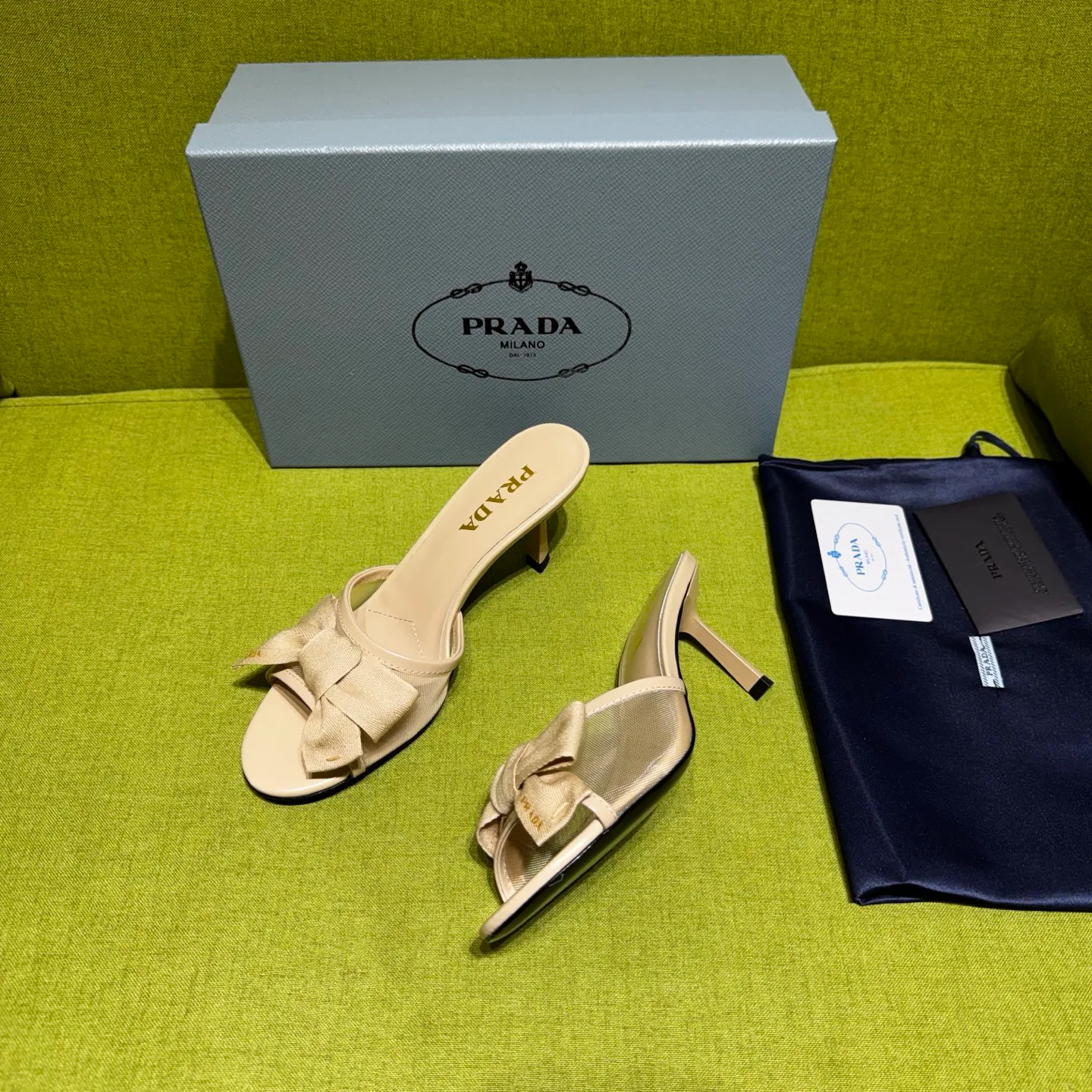 Туфли Женские Prada 11769627
