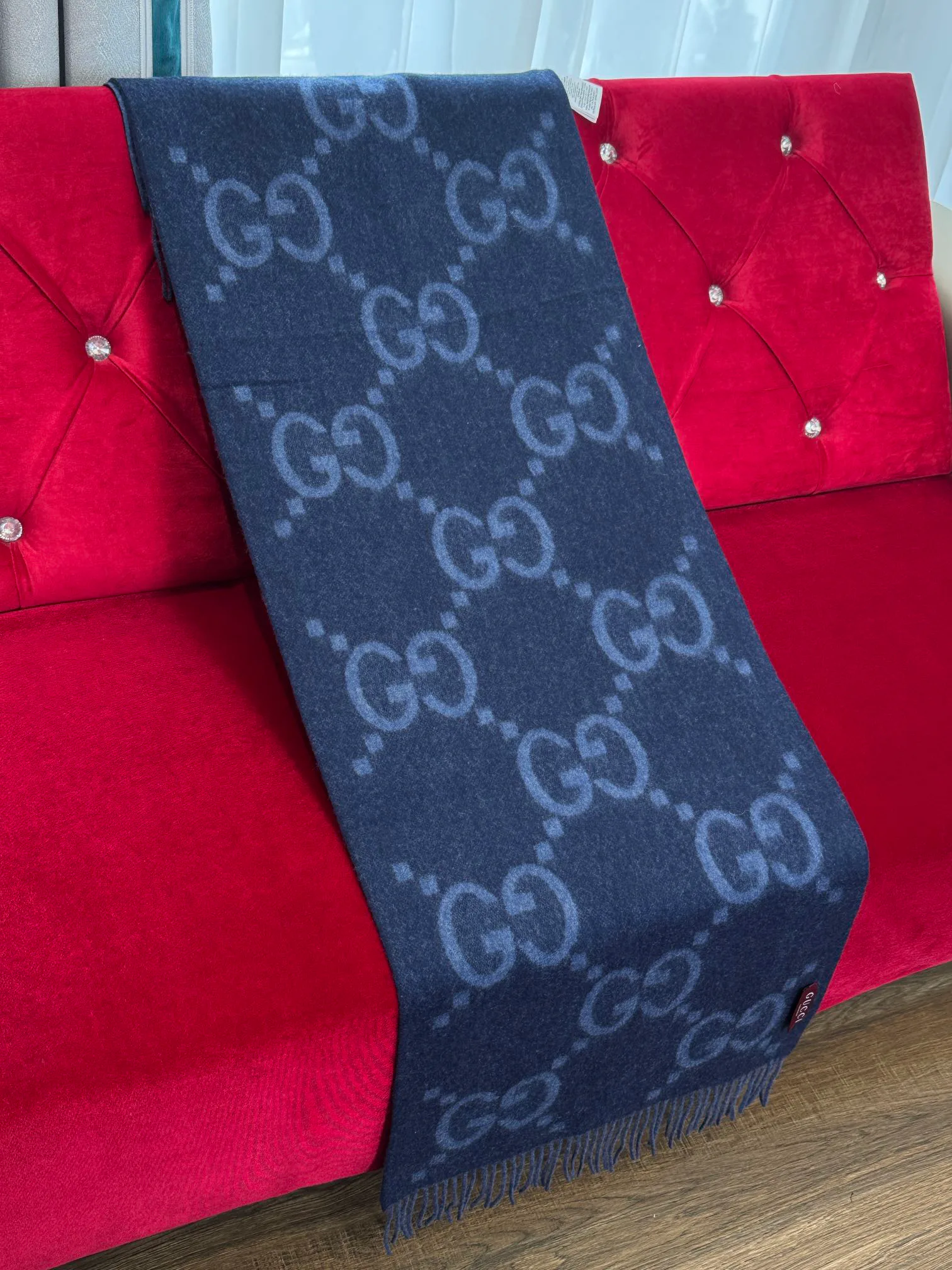 Шарфы Gucci 17992377
