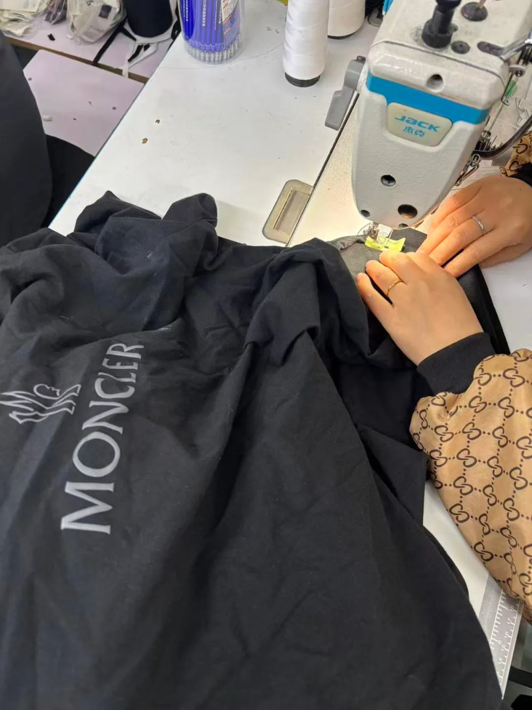 Футболки Мужские Moncler 5877537