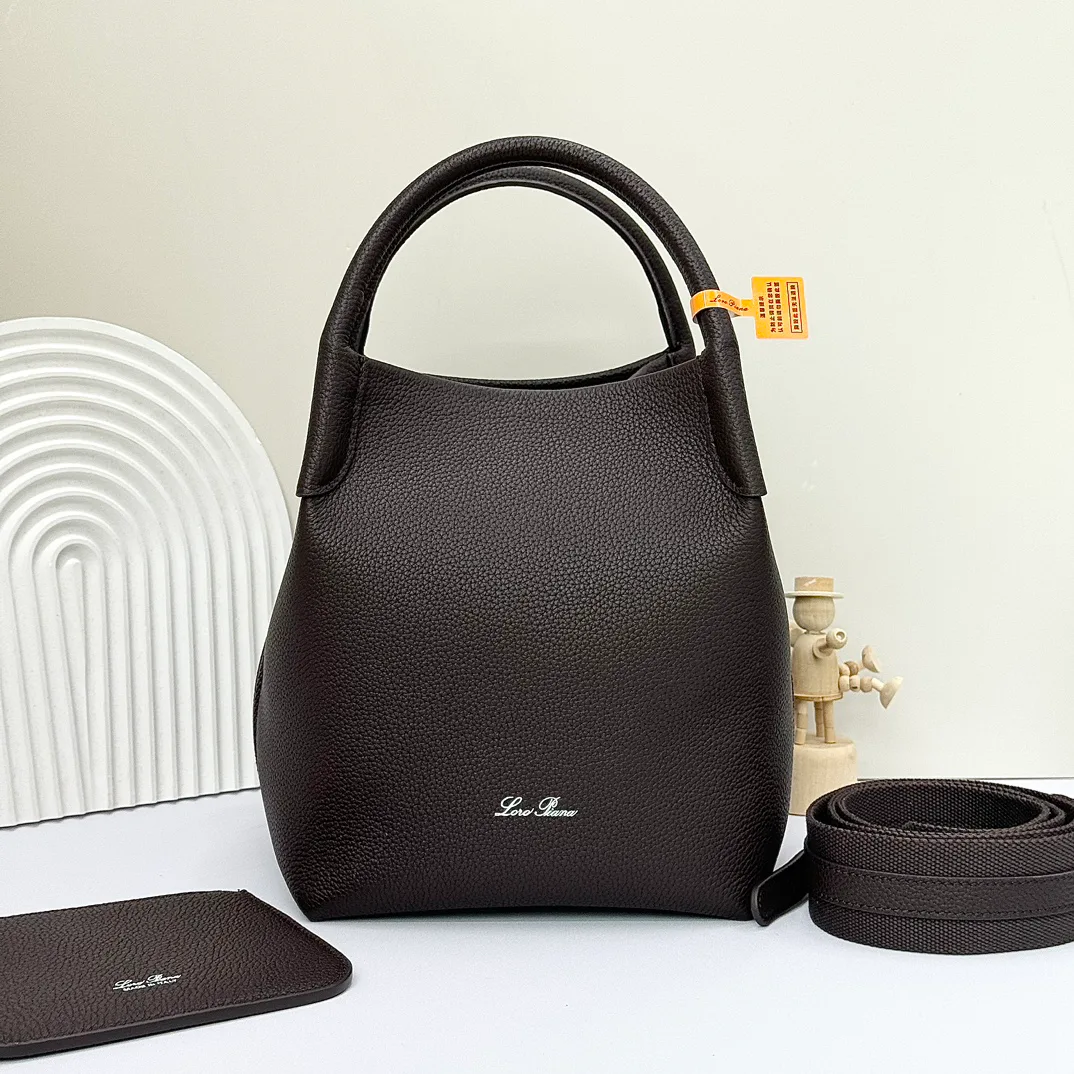 Классические Сумки Женские Loro Piana 11472602