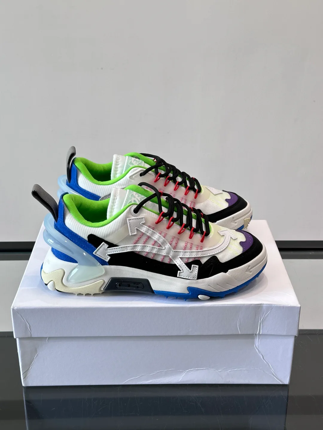 Кроссовки Женские Off-White 17672649