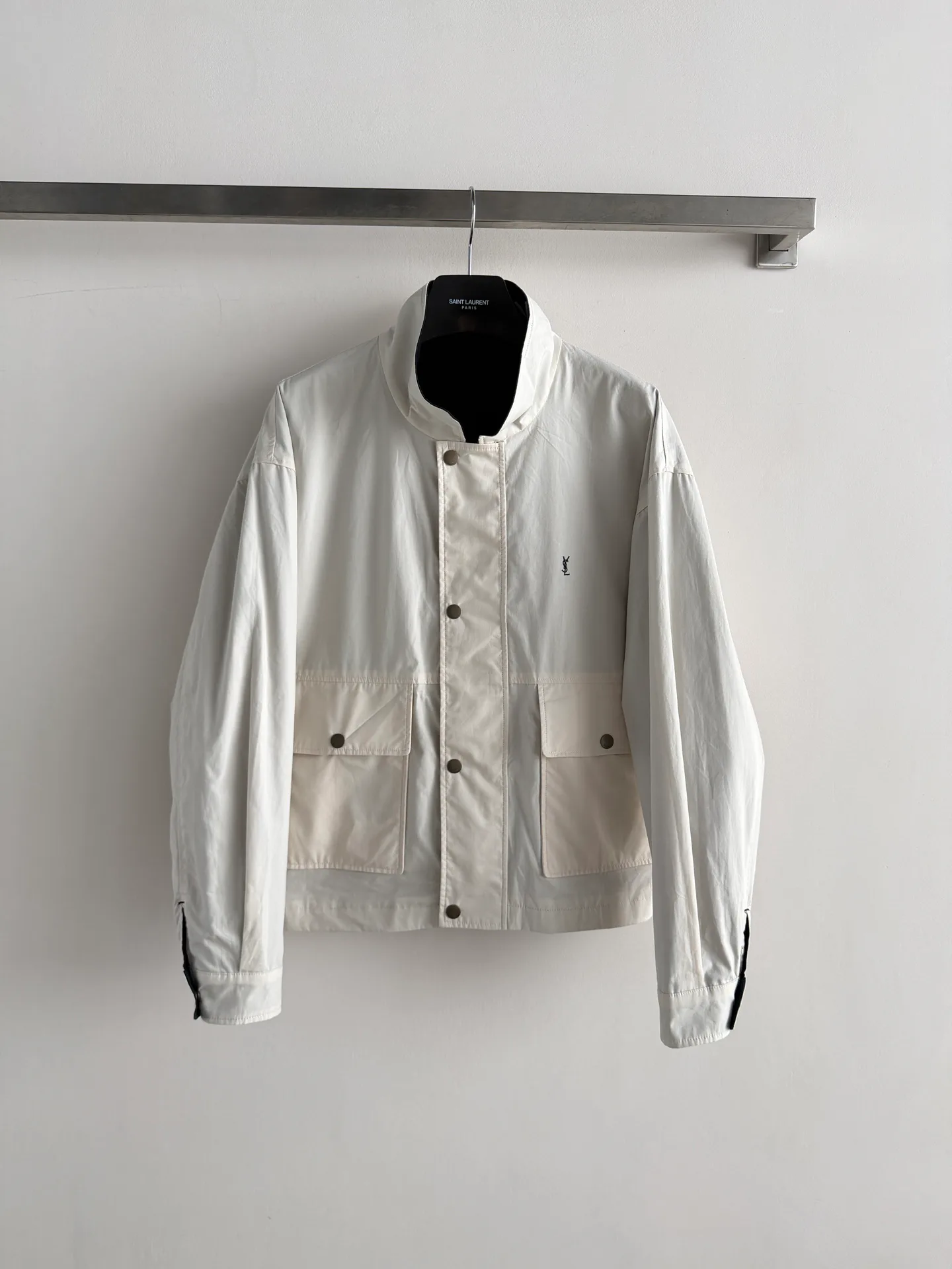 Куртки И Пуховики Женские Saint Laurent 18601937
