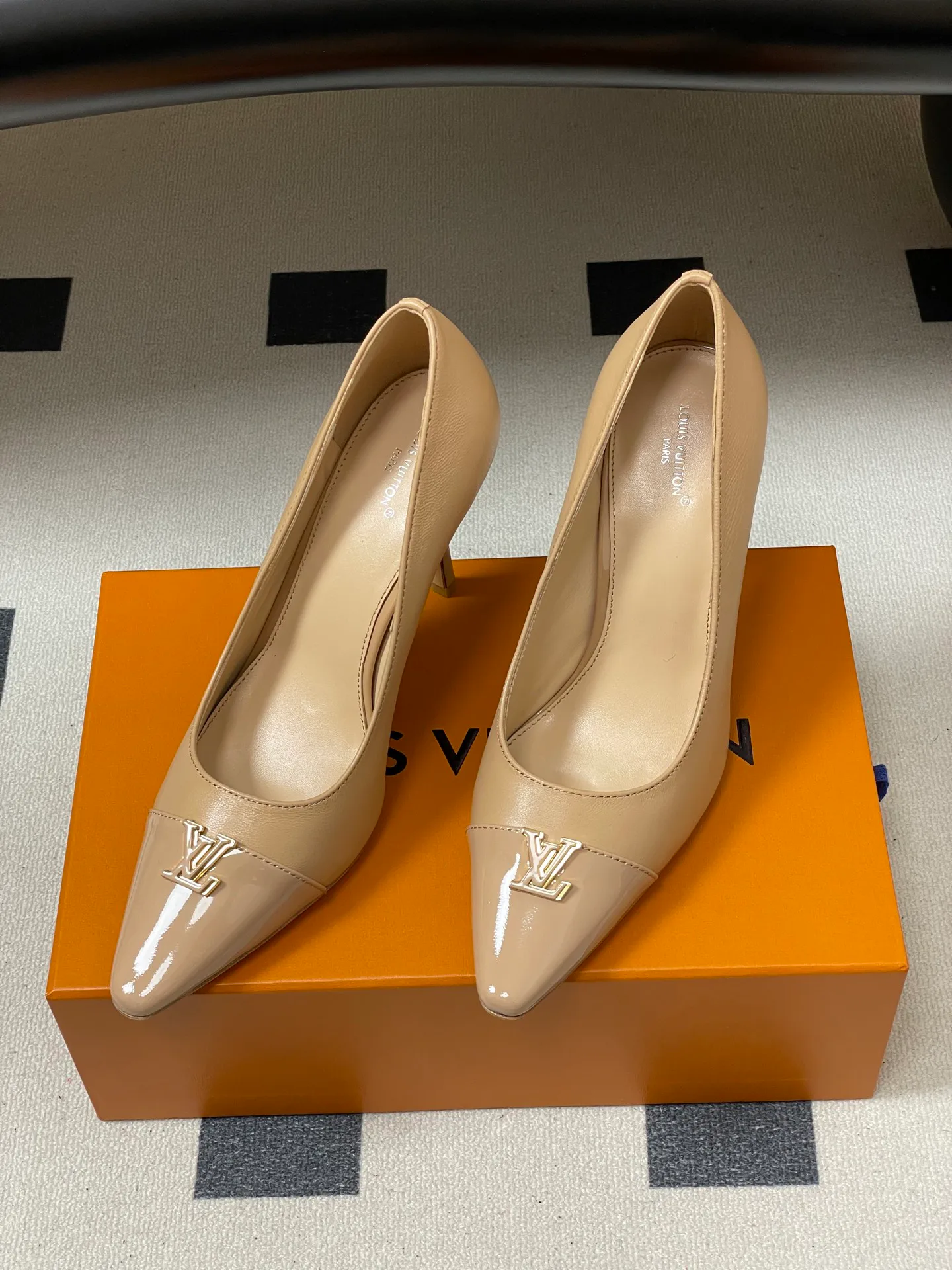 Туфли Женские Louis Vuitton 11628706